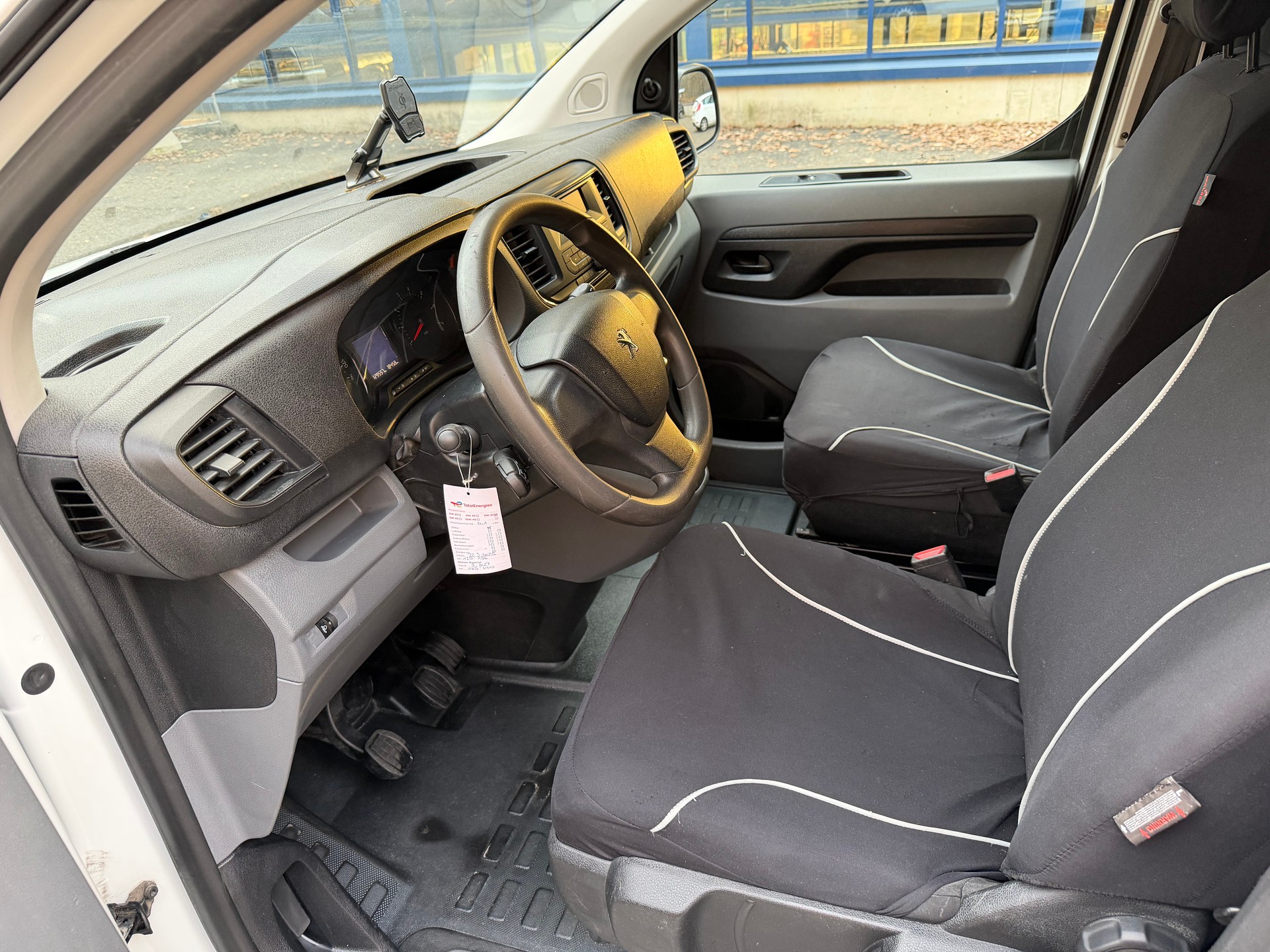 PEUGEOT Expert 2.0 BlueHDi 150 S&S Active Standard-image-8