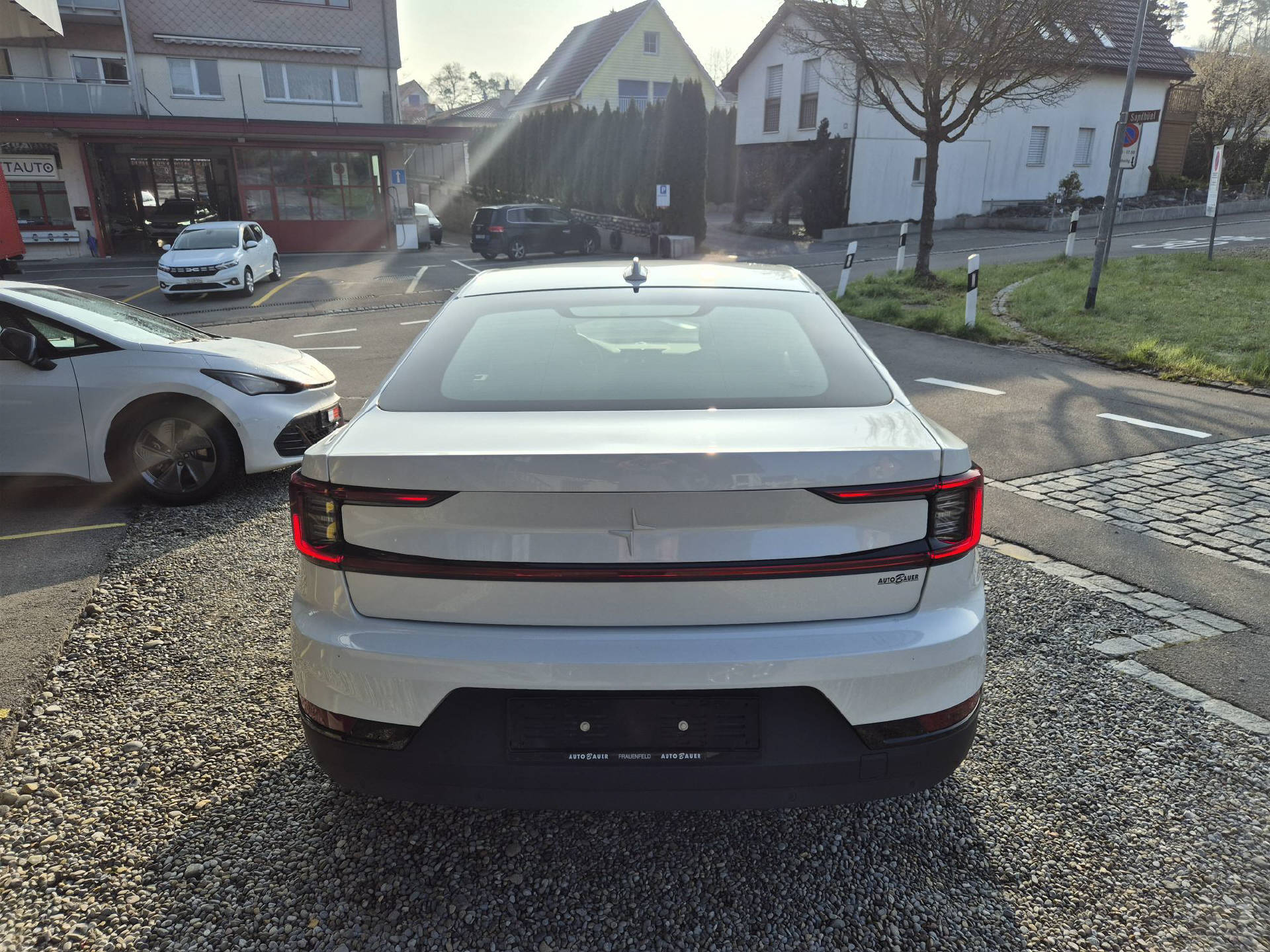 POLESTAR 2 Long Range Dual Motor Performance 476 PS 78 kWh-image-4