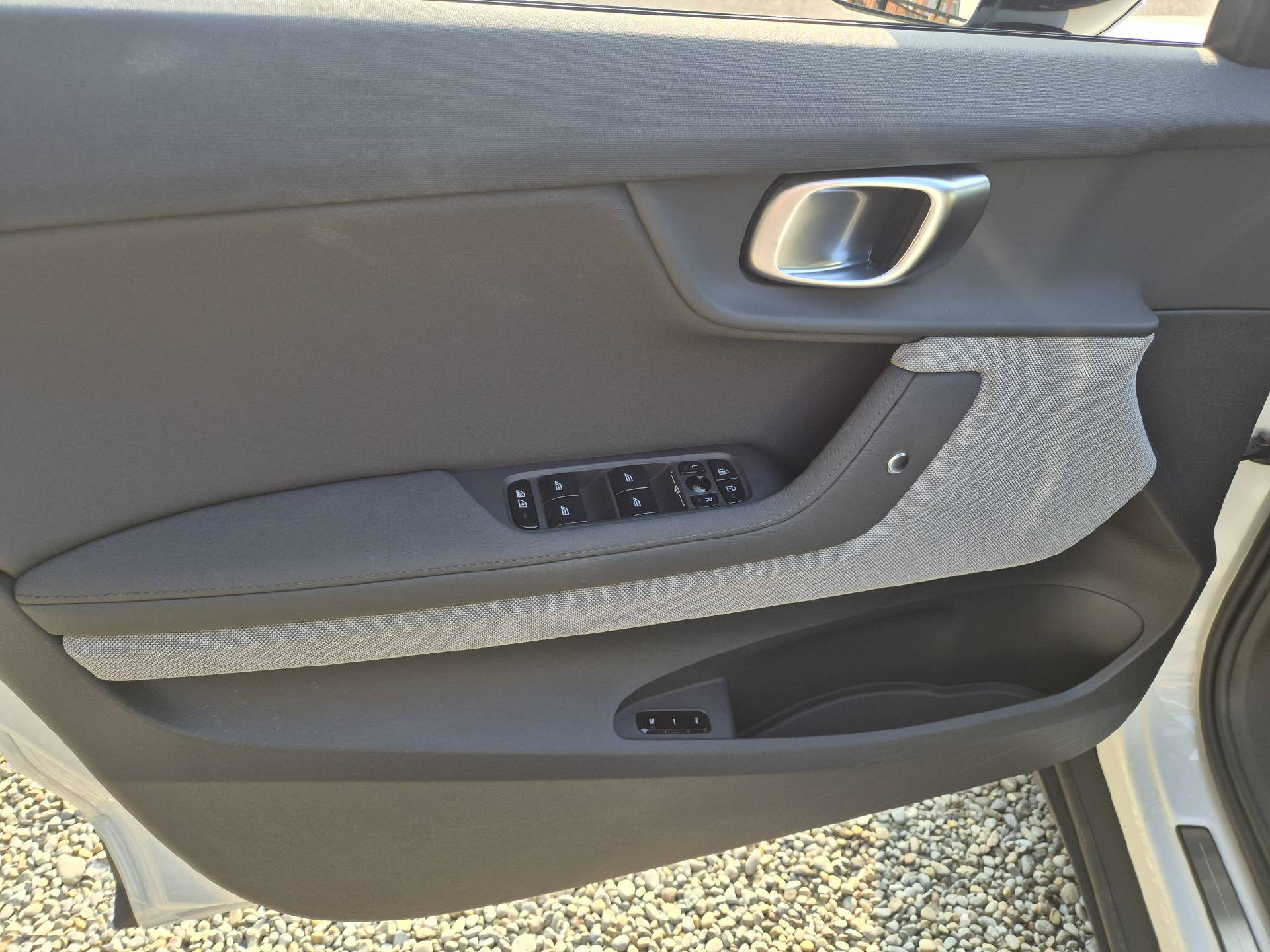 POLESTAR 2 Long Range Dual Motor Performance 476 PS 78 kWh-image-13