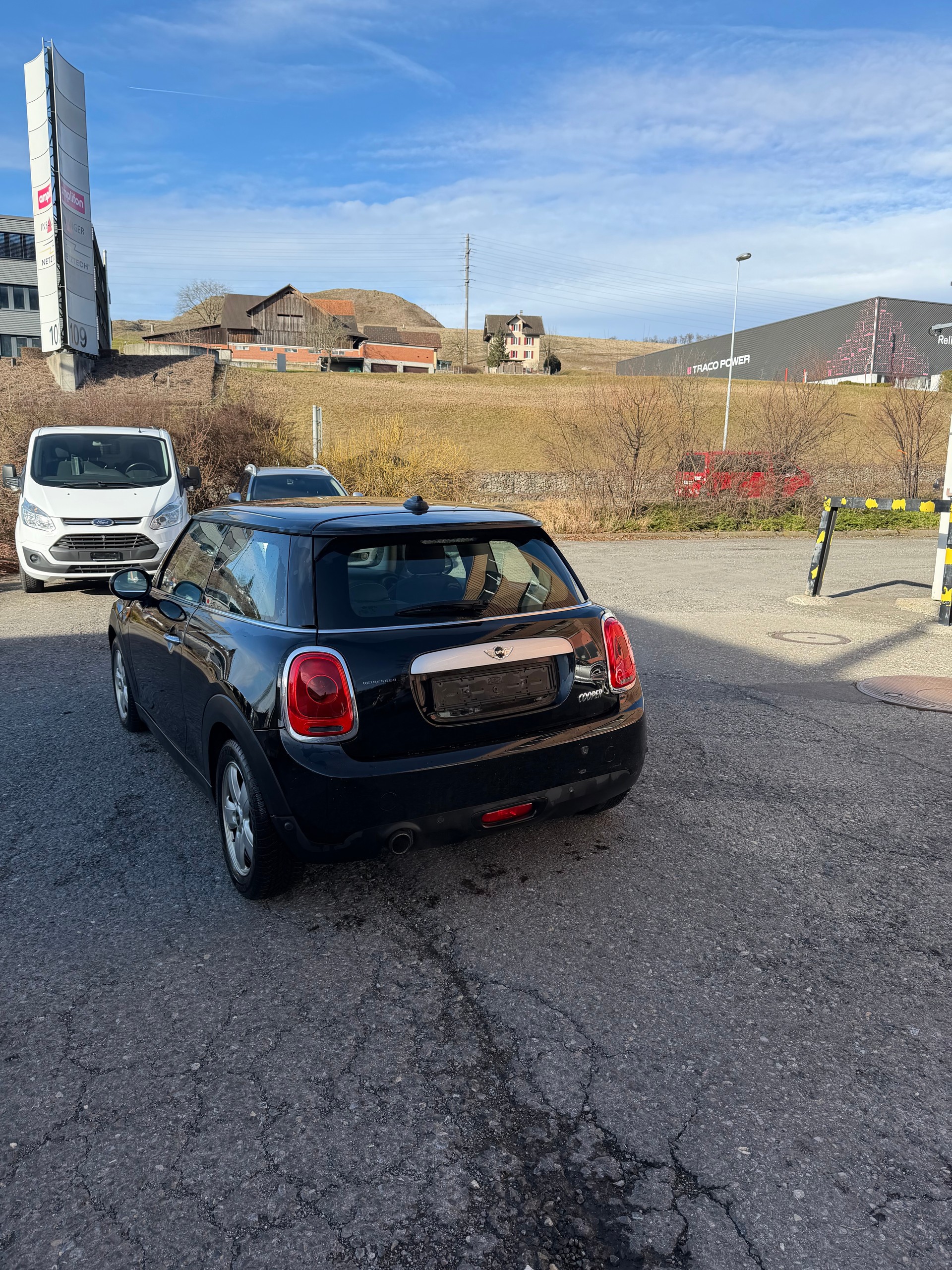 MINI Cooper-image-2