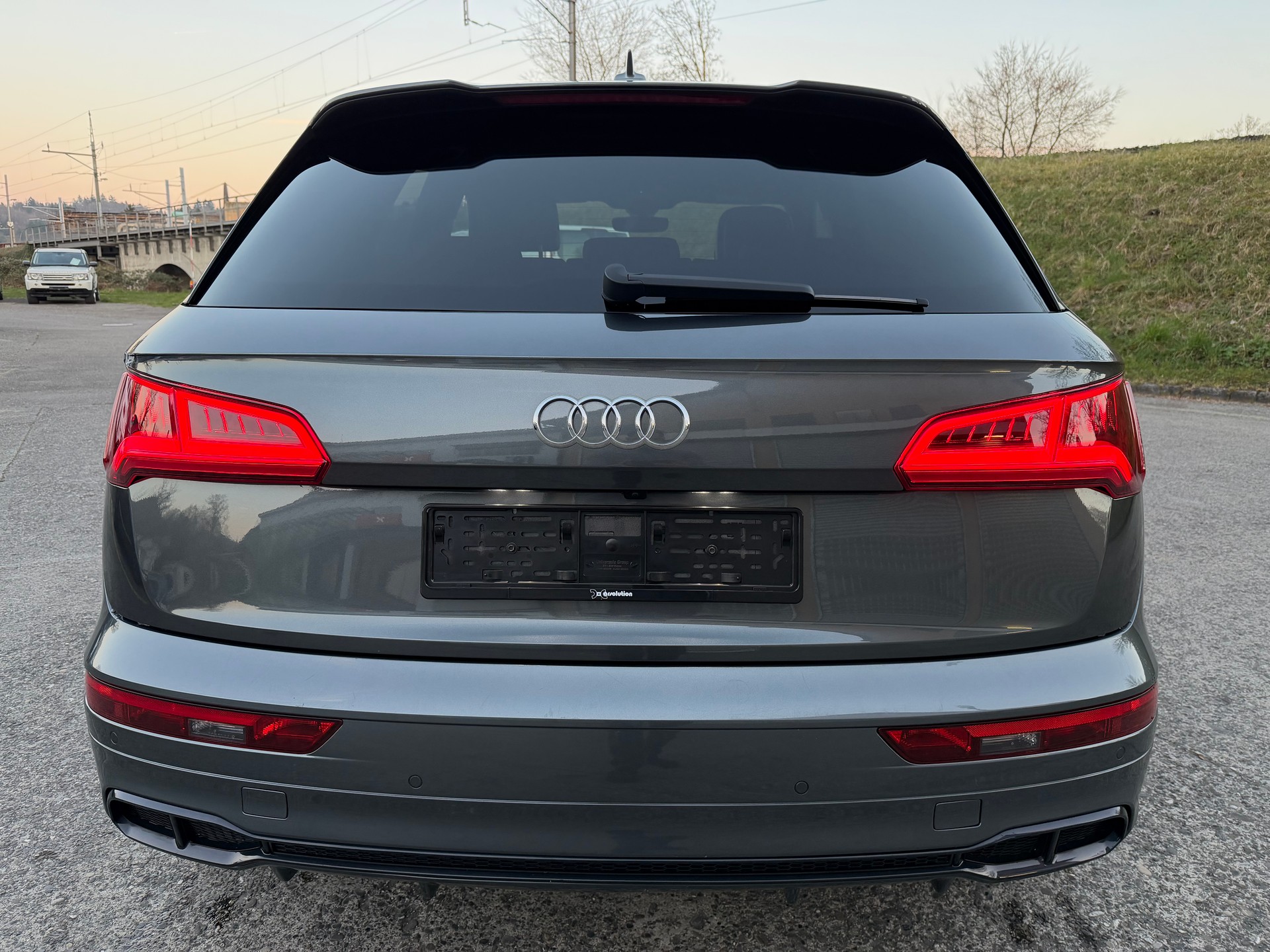 AUDI SQ5 3.0 TFSI quattro S-tronic-image-3