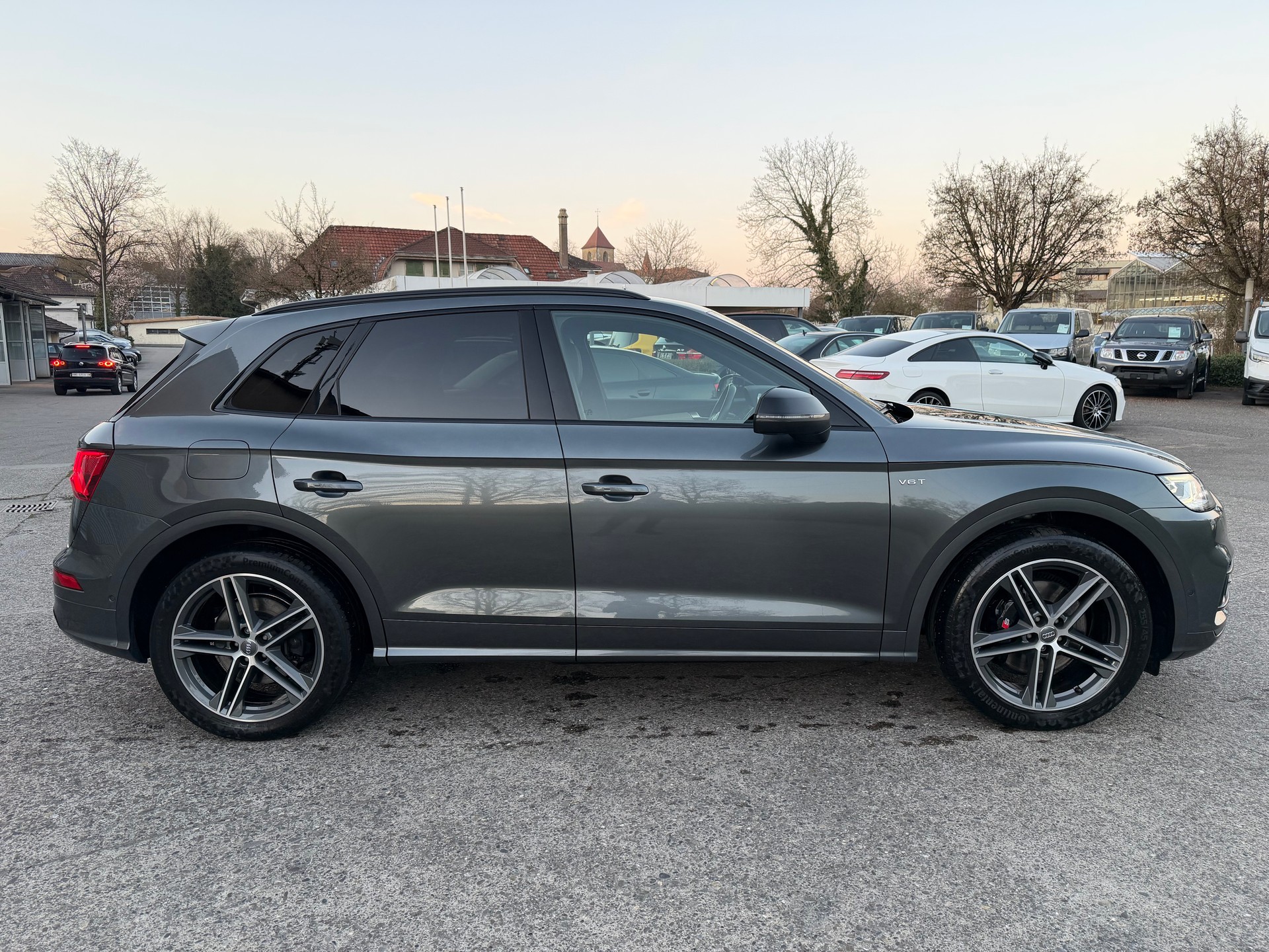 AUDI SQ5 3.0 TFSI quattro S-tronic-image-5