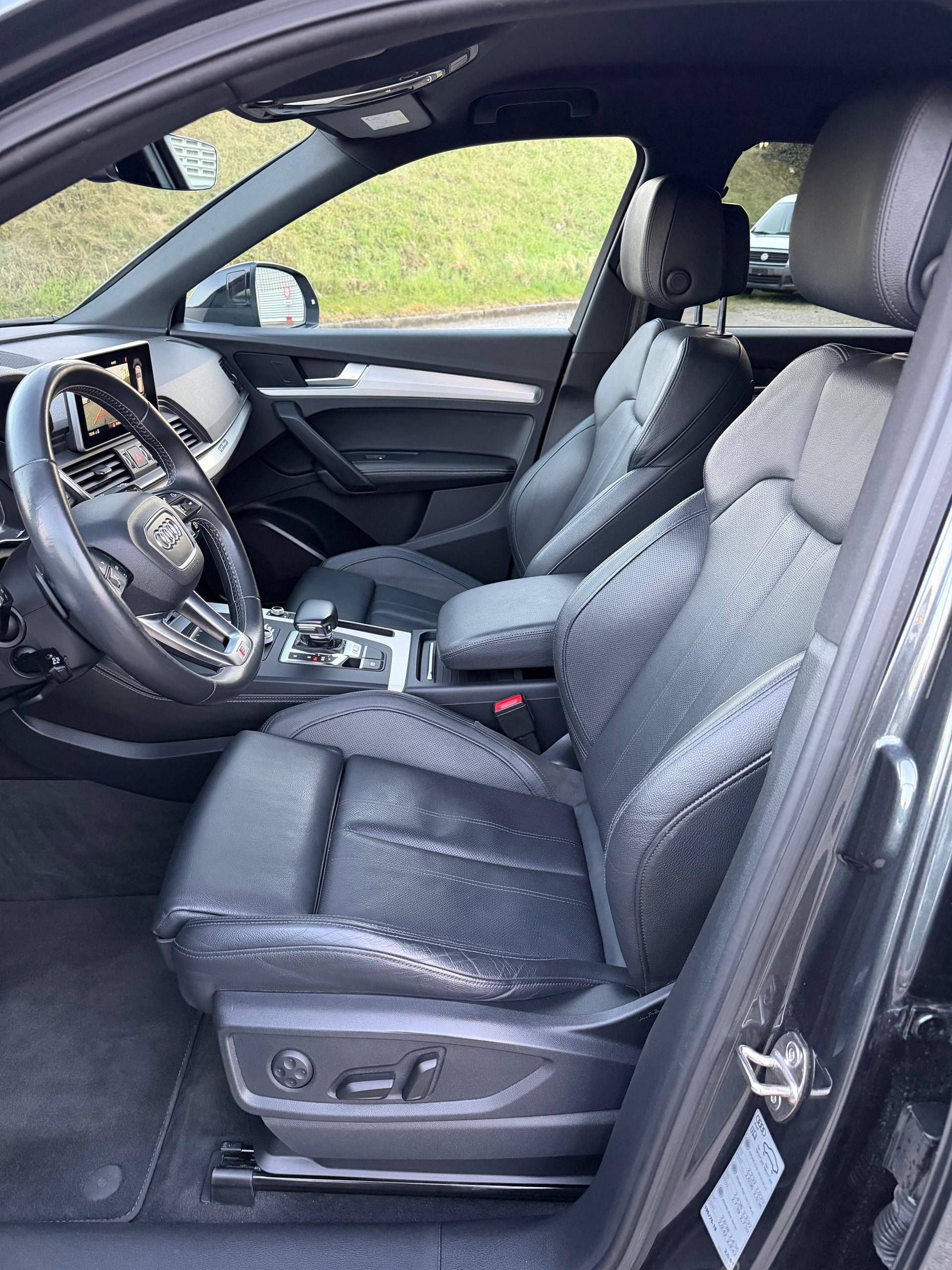 AUDI SQ5 3.0 TFSI quattro S-tronic-image-7