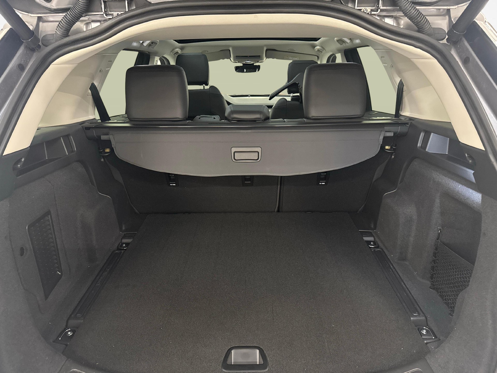 LAND ROVER Discovery Sport 1.5 T 300e S-image-11