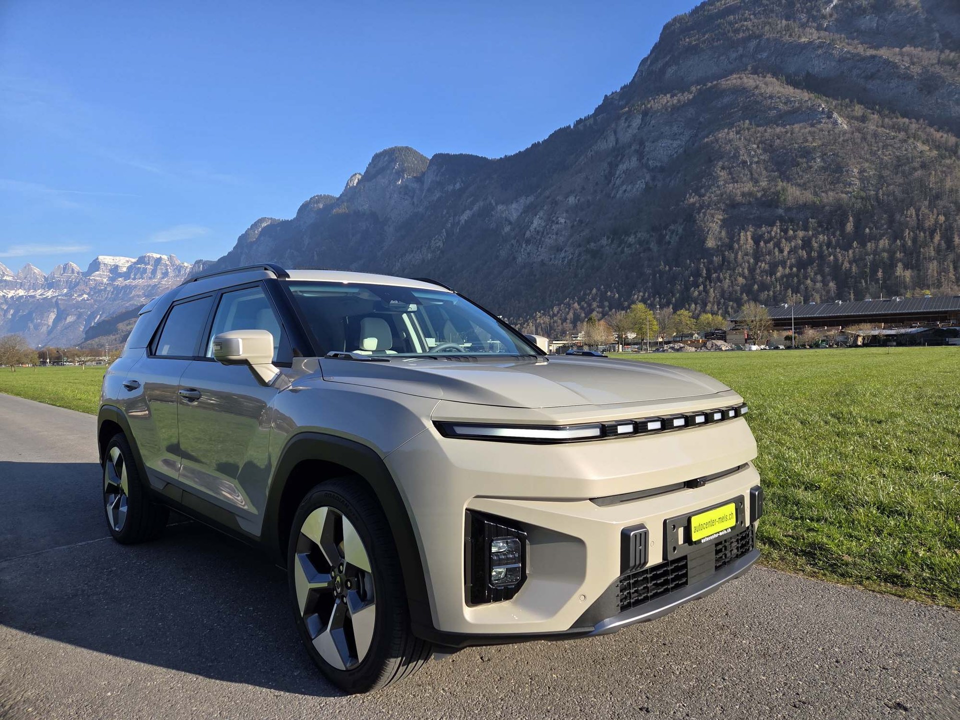 KGM-SsangYong Torres EVX Executive line-image-0