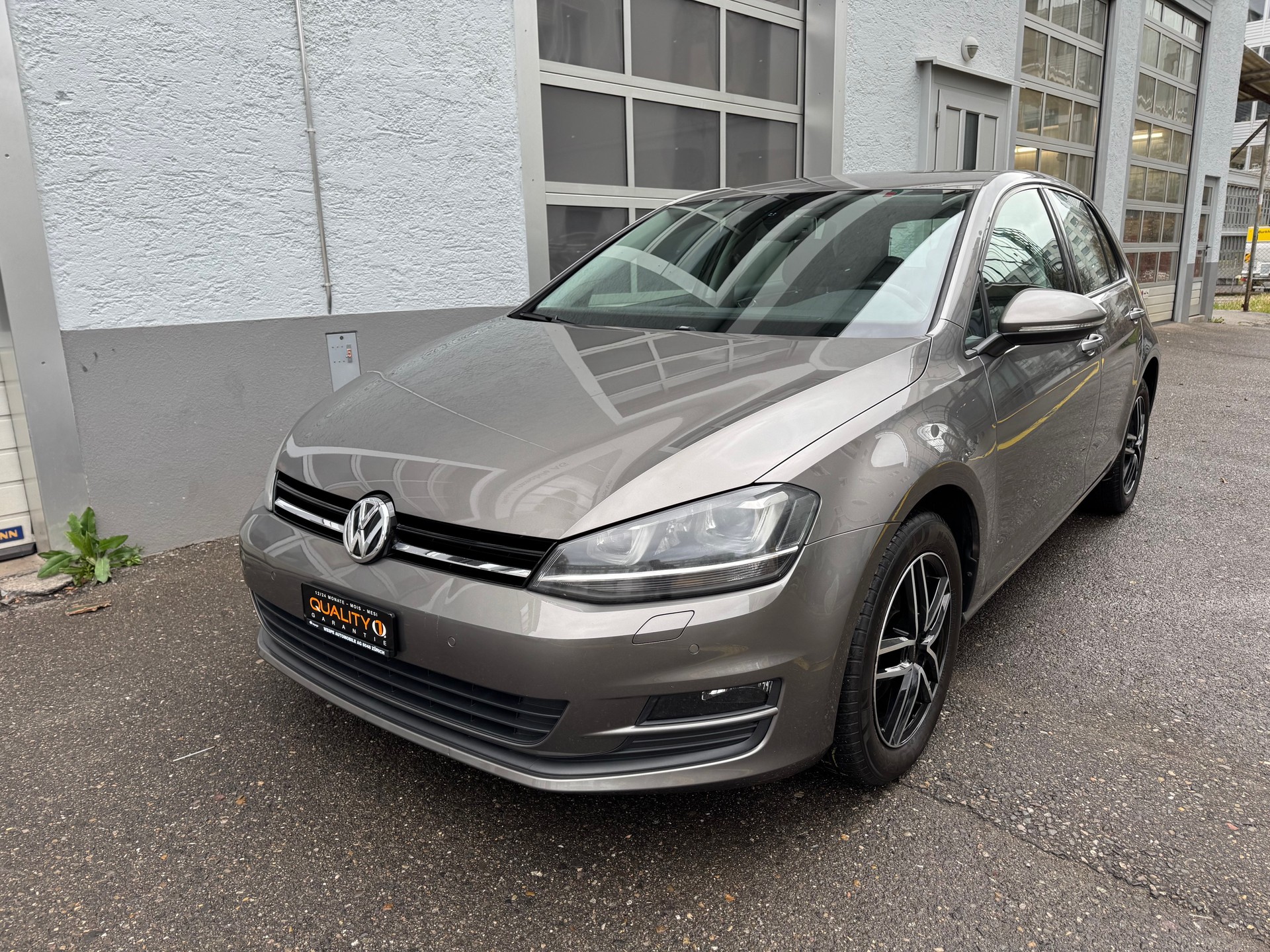 VW Golf 1.6 TDI Comfortline 4Motion-image-2