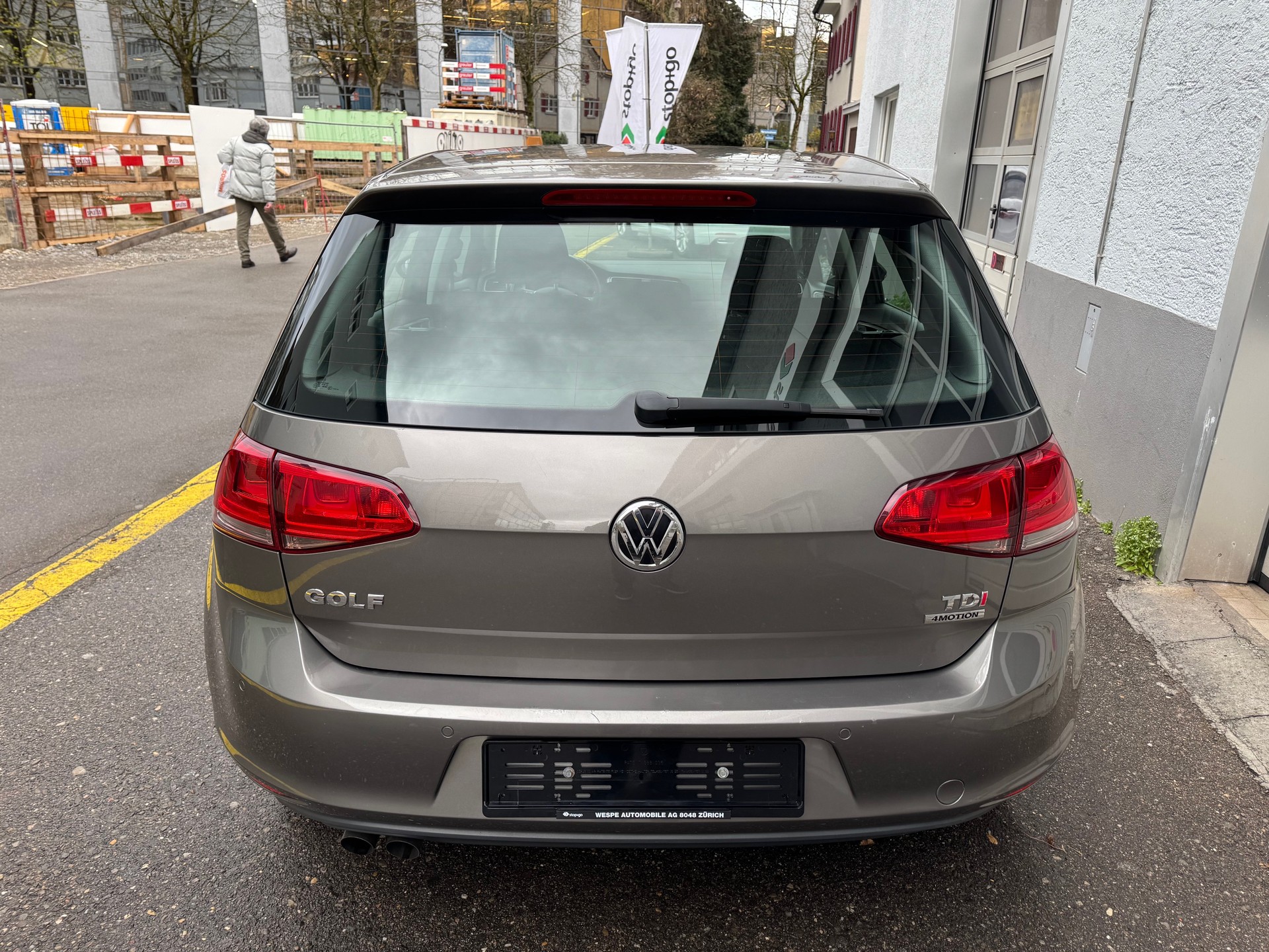 VW Golf 1.6 TDI Comfortline 4Motion-image-6