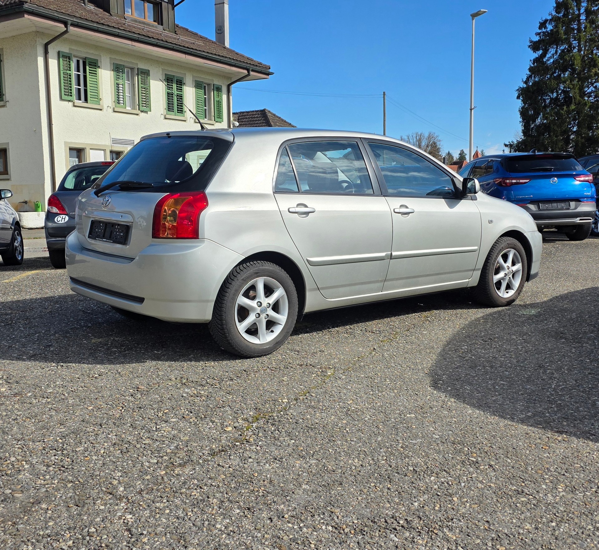 TOYOTA Corolla 1.6 Linea Sol-image-4
