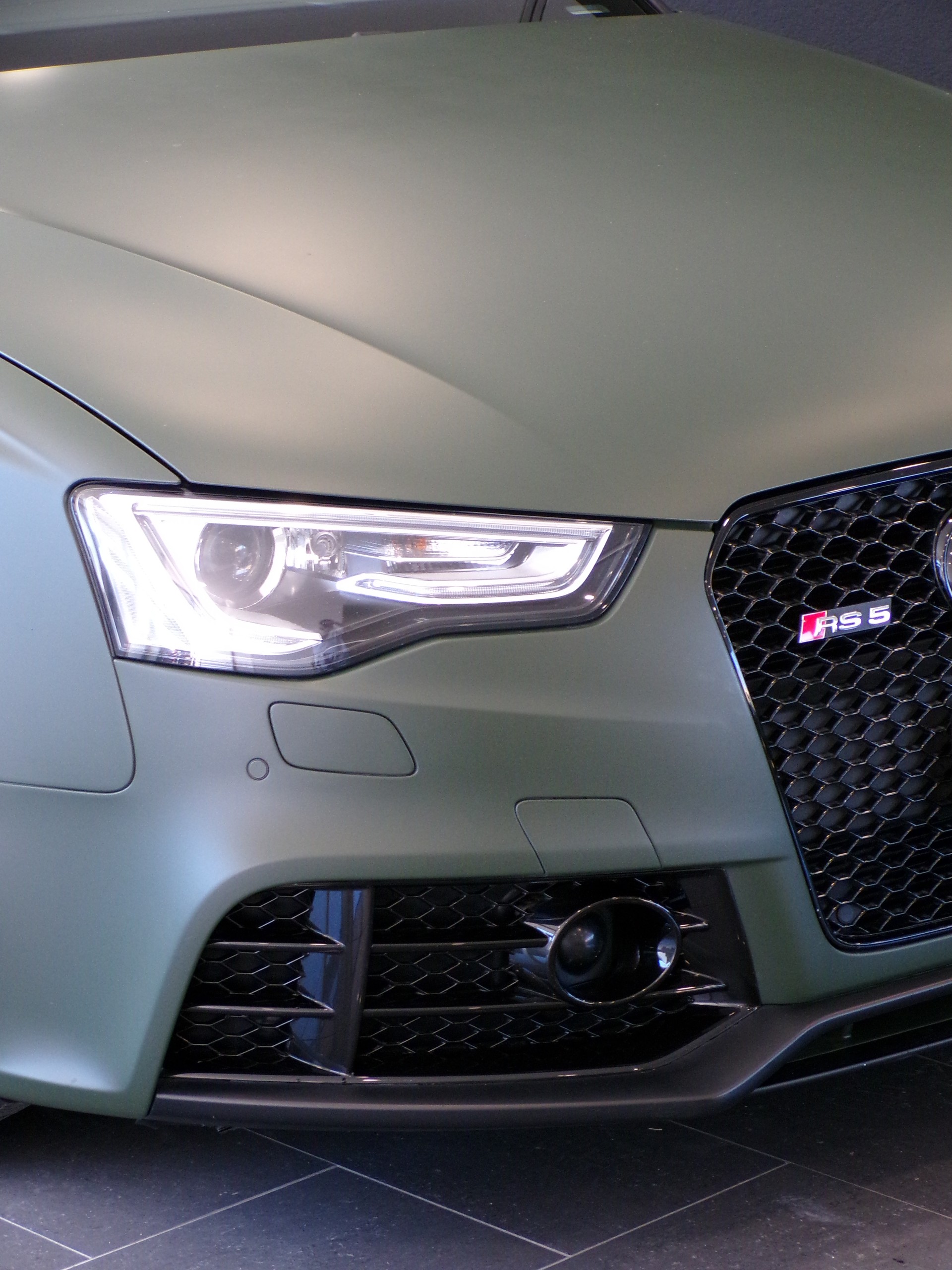 AUDI RS5 Cabrio 4.2 FSI quattro S-tronic-image-4