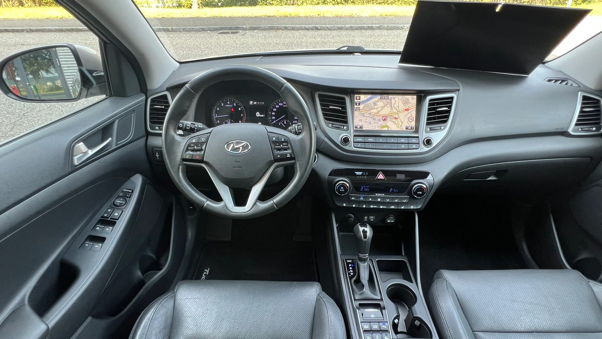 HYUNDAI TUCSCON 1.6 TGDI VERTEX 4WD AUTOMATIC l 177 PS-image-22