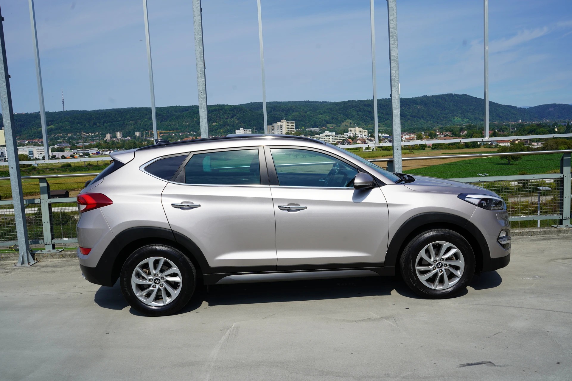 HYUNDAI TUCSCON 1.6 TGDI VERTEX 4WD AUTOMATIC l 177 PS-image-4