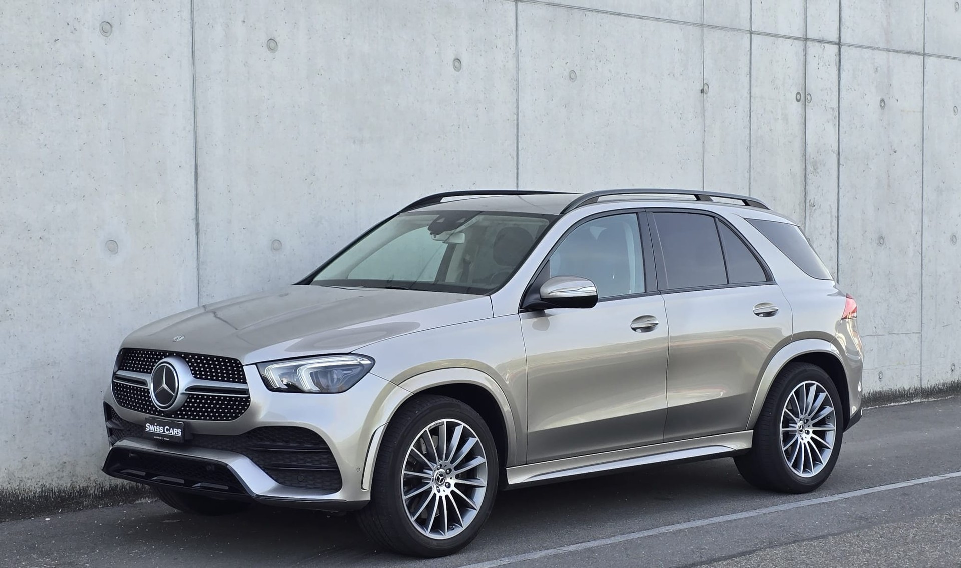 MERCEDES-BENZ GLE 450 4Matic AMG Line 9G-Tronic-image-2
