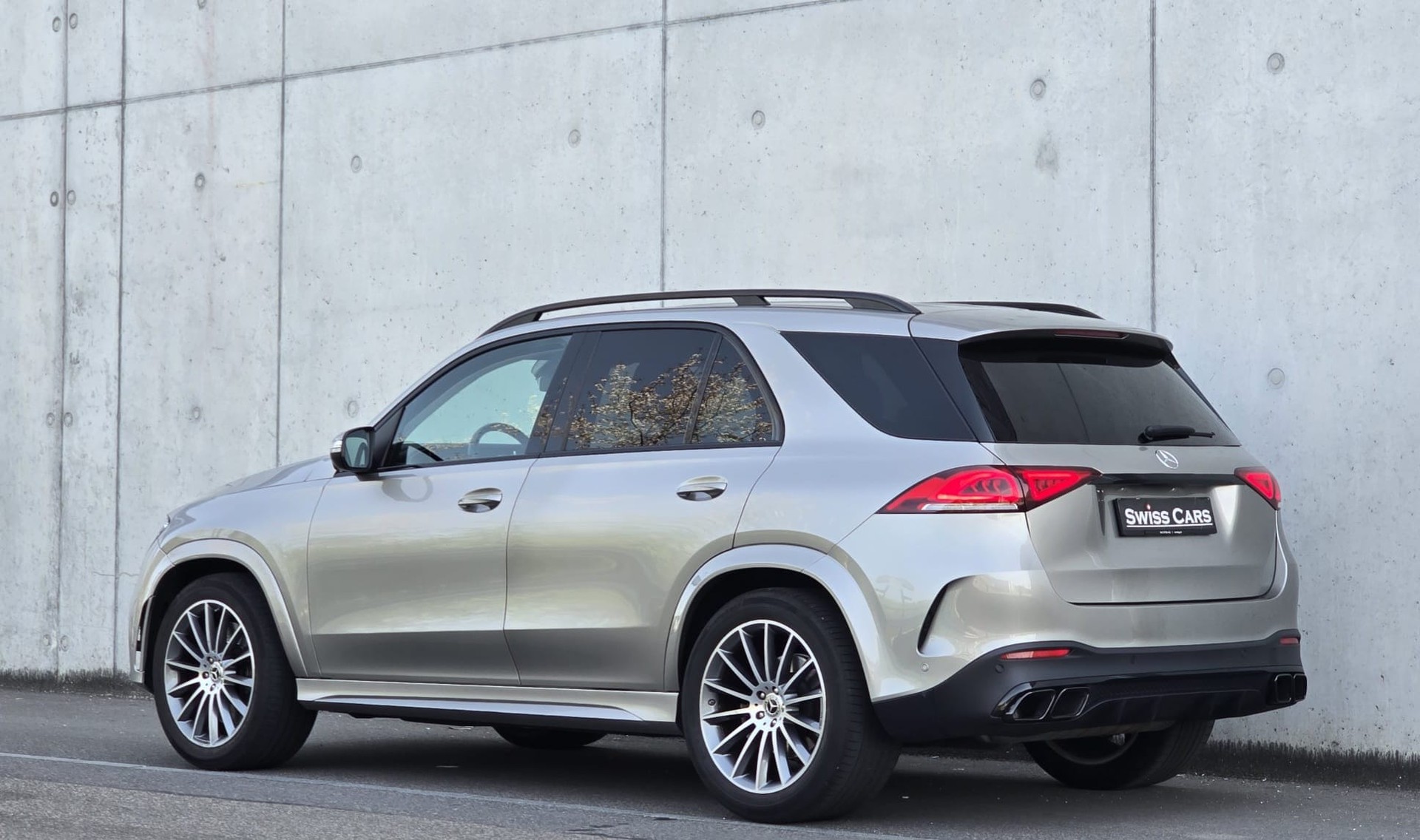 MERCEDES-BENZ GLE 450 4Matic AMG Line 9G-Tronic-image-5