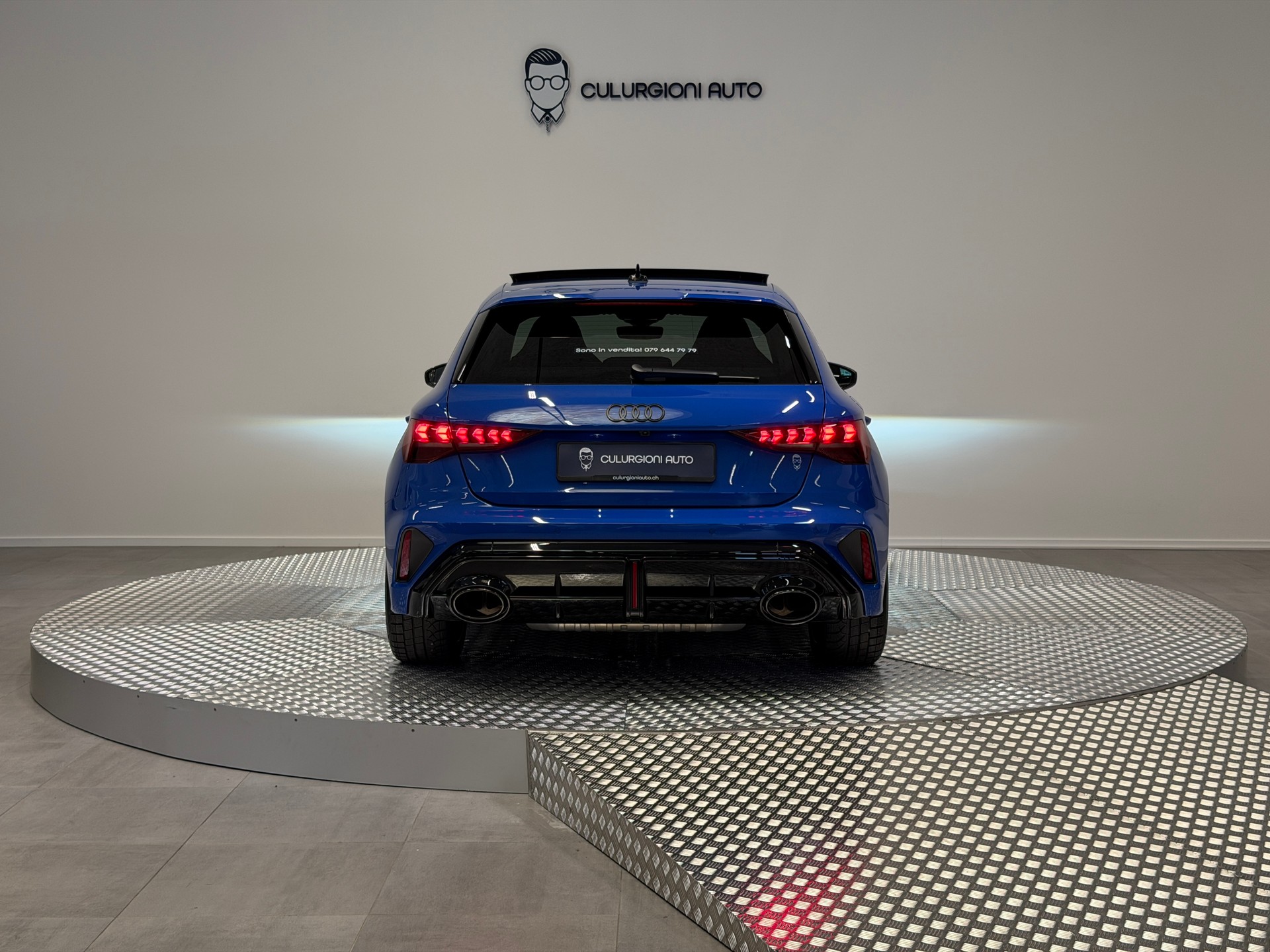 AUDI RS3 Sportback 2.5 TSI quattro S-tronic-image-5