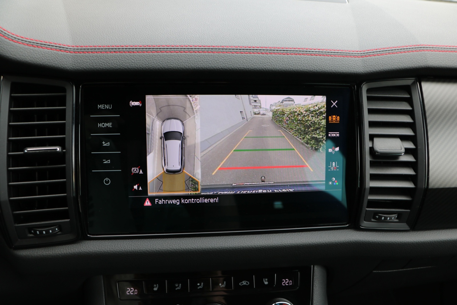 SKODA Kodiaq 2.0 TSI 4x4 RS-image-18