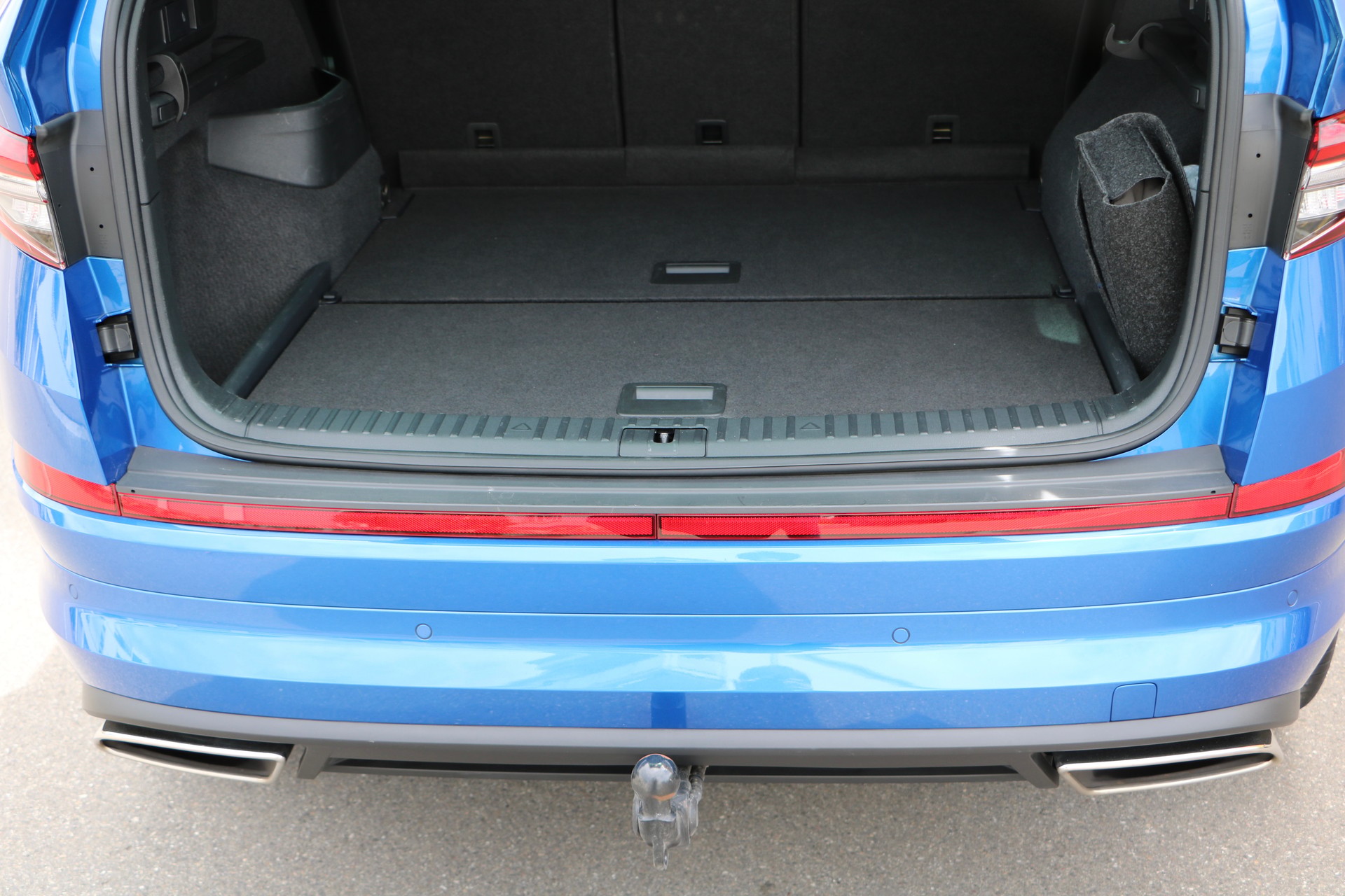 SKODA Kodiaq 2.0 TSI 4x4 RS-image-21