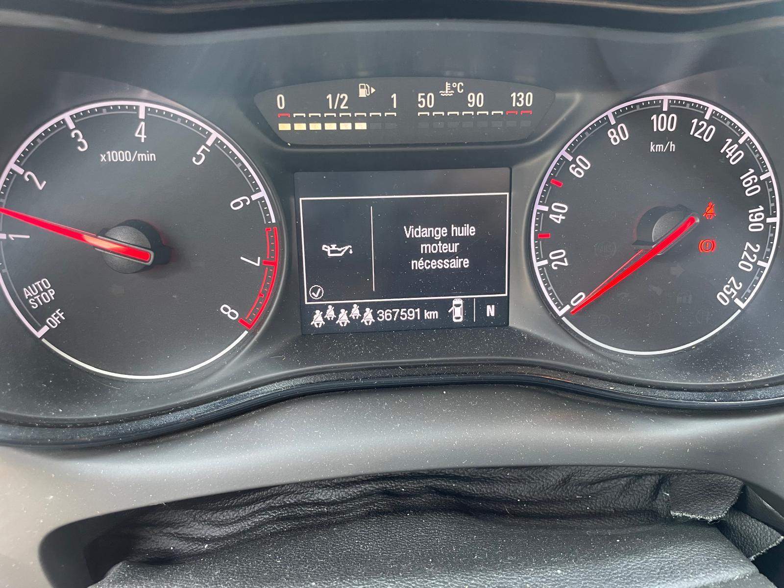 OPEL Zafira 1.6i Turbo Enjoy Automatic-image-6