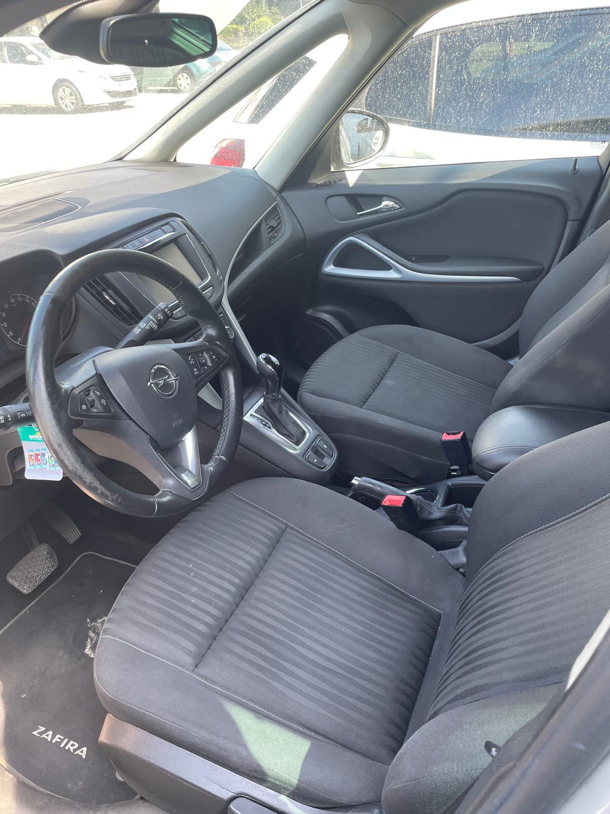 OPEL Zafira 1.6i Turbo Enjoy Automatic-image-13