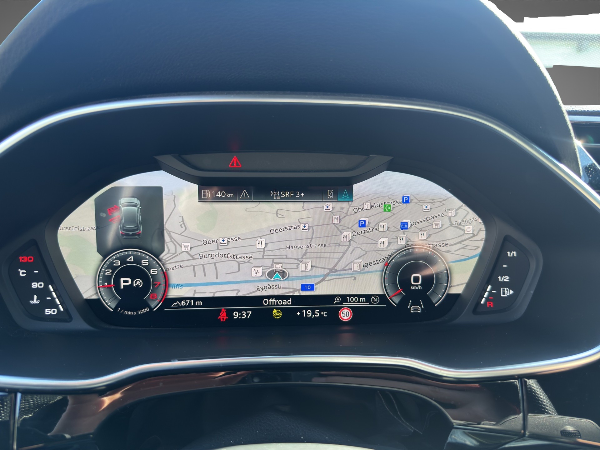 AUDI Q3 40 TFSI S line quattro S-tronic-image-10