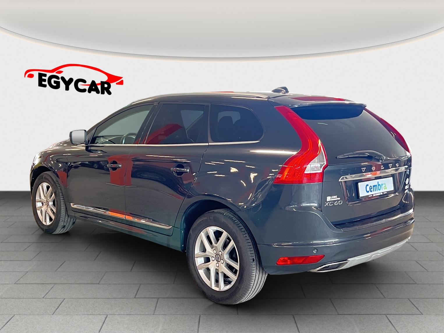 VOLVO XC60 D4 AWD Executive Plus Geartronic-image-4