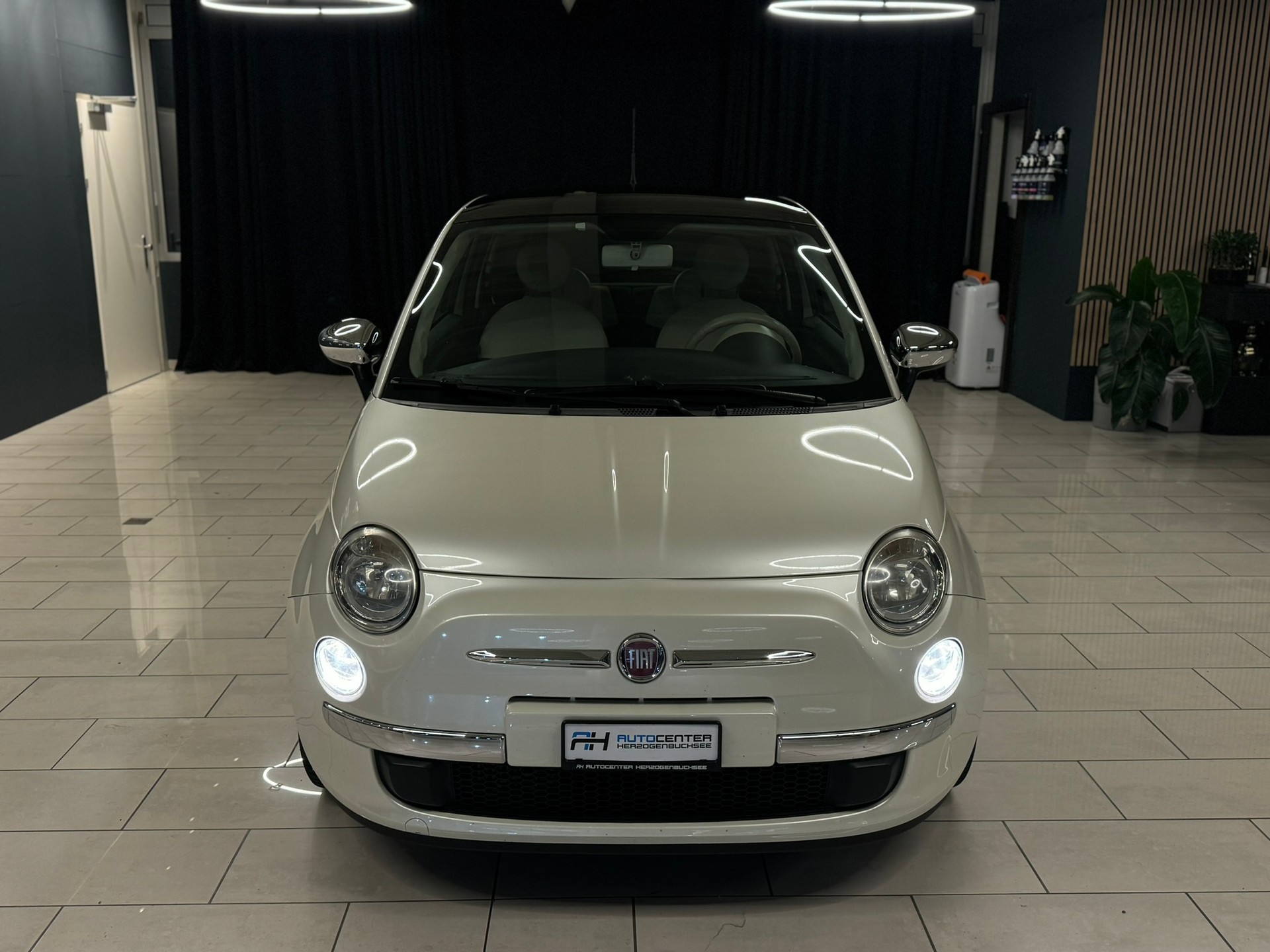 FIAT 500 0.9 Twinair Turbo Lounge-showroom-element-1