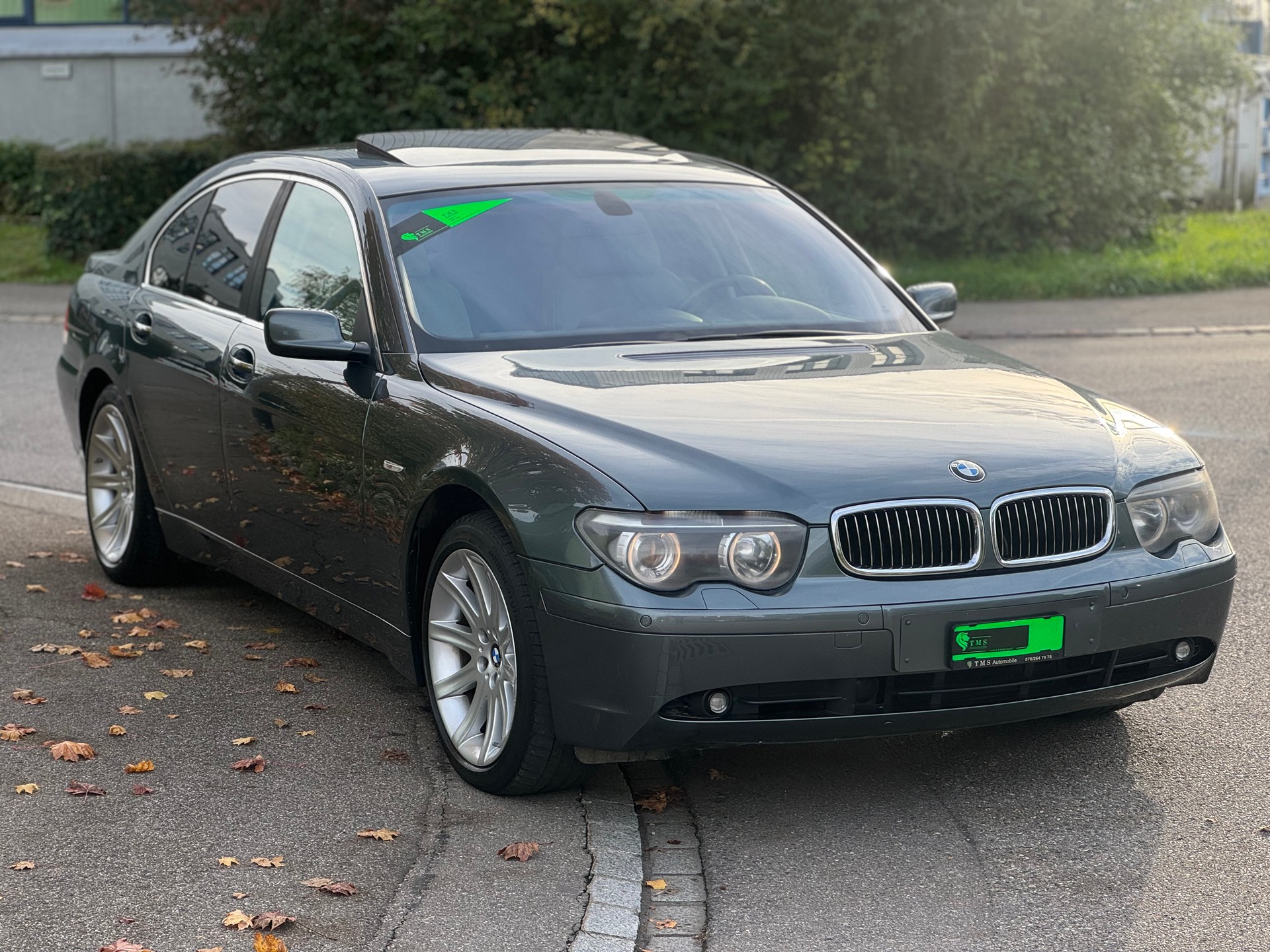 BMW 745i