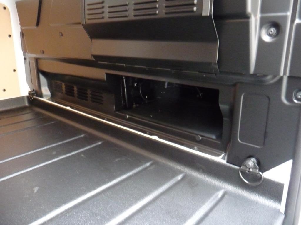 FORD Transit Custom Van 320 L2H1 Trend (Anhängekupplung, Doppelflügeltüren)-image-12