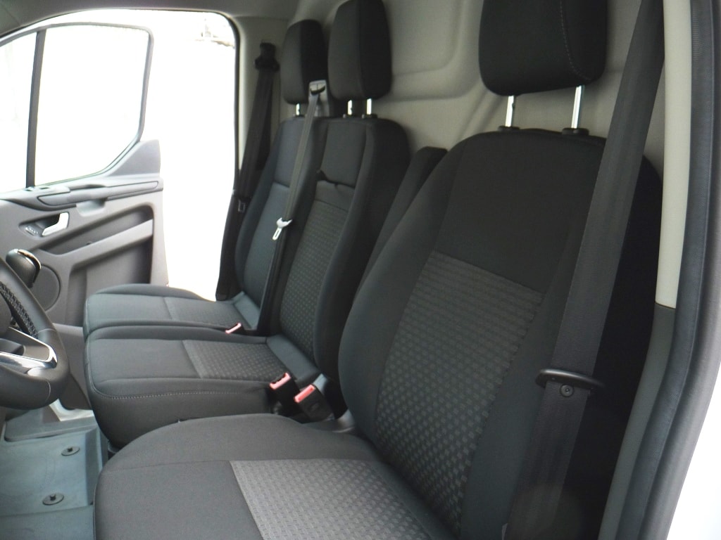 FORD Transit Custom Van 320 L2H1 Trend (Anhängekupplung, Doppelflügeltüren)-image-4