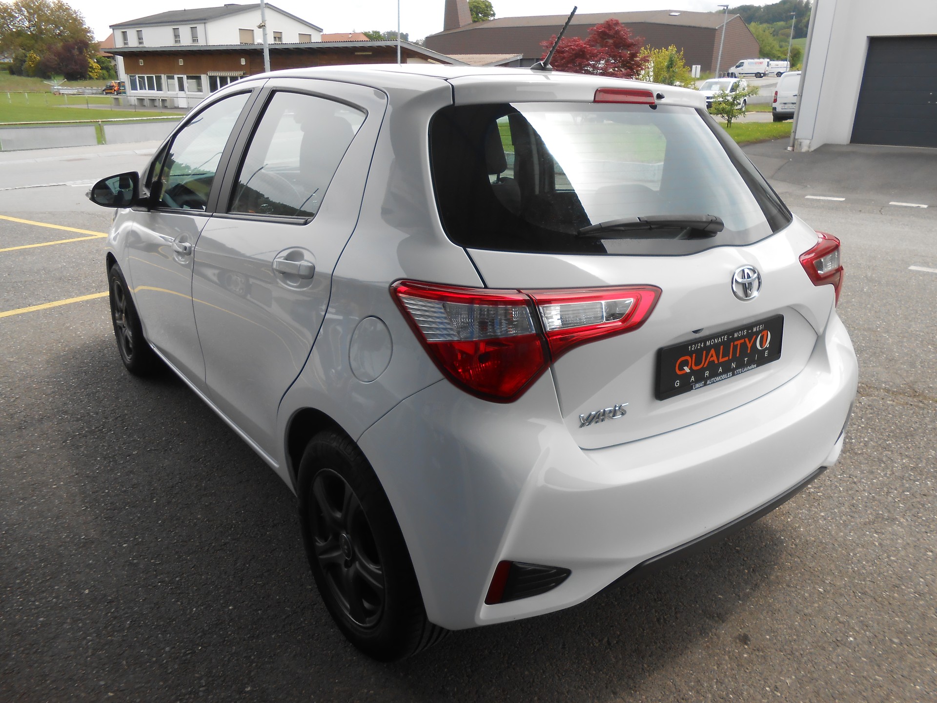 TOYOTA Yaris 1.5 Comfort-image-6