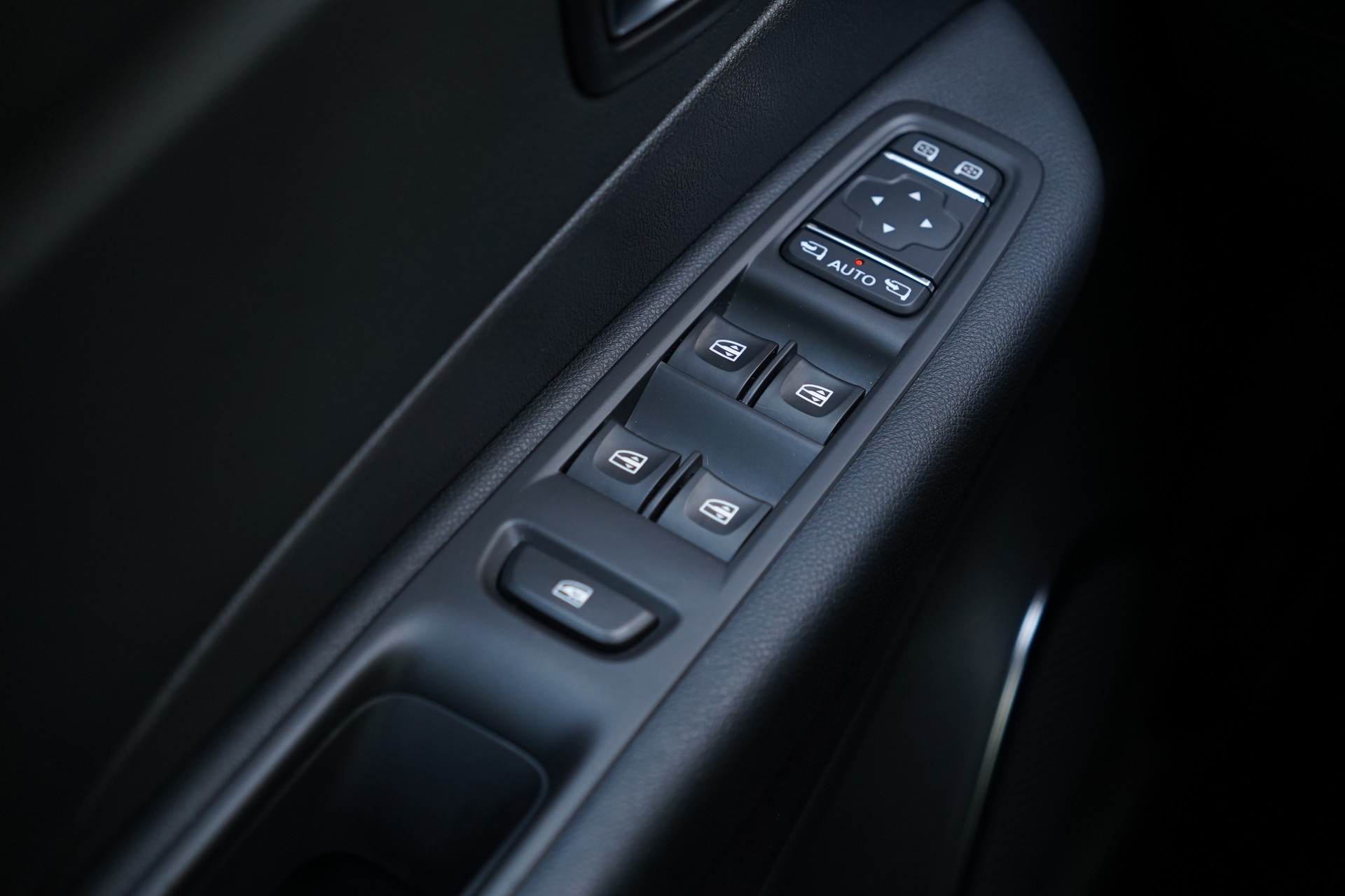 RENAULT Captur 1.2 T 16V Intens EDC-image-26