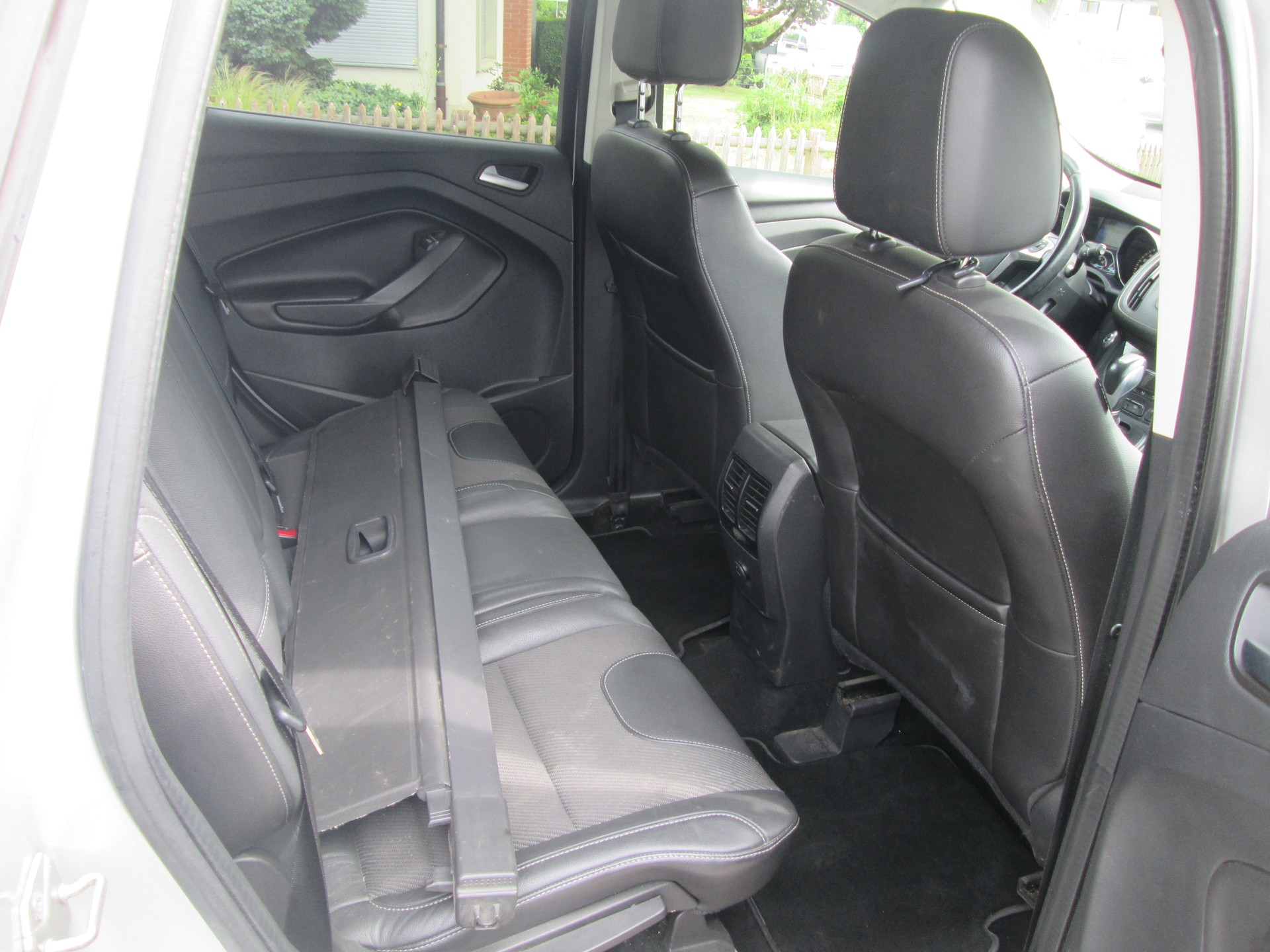 FORD Kuga 1.6 SCTi Titanium S 4WD Automatic-image-8