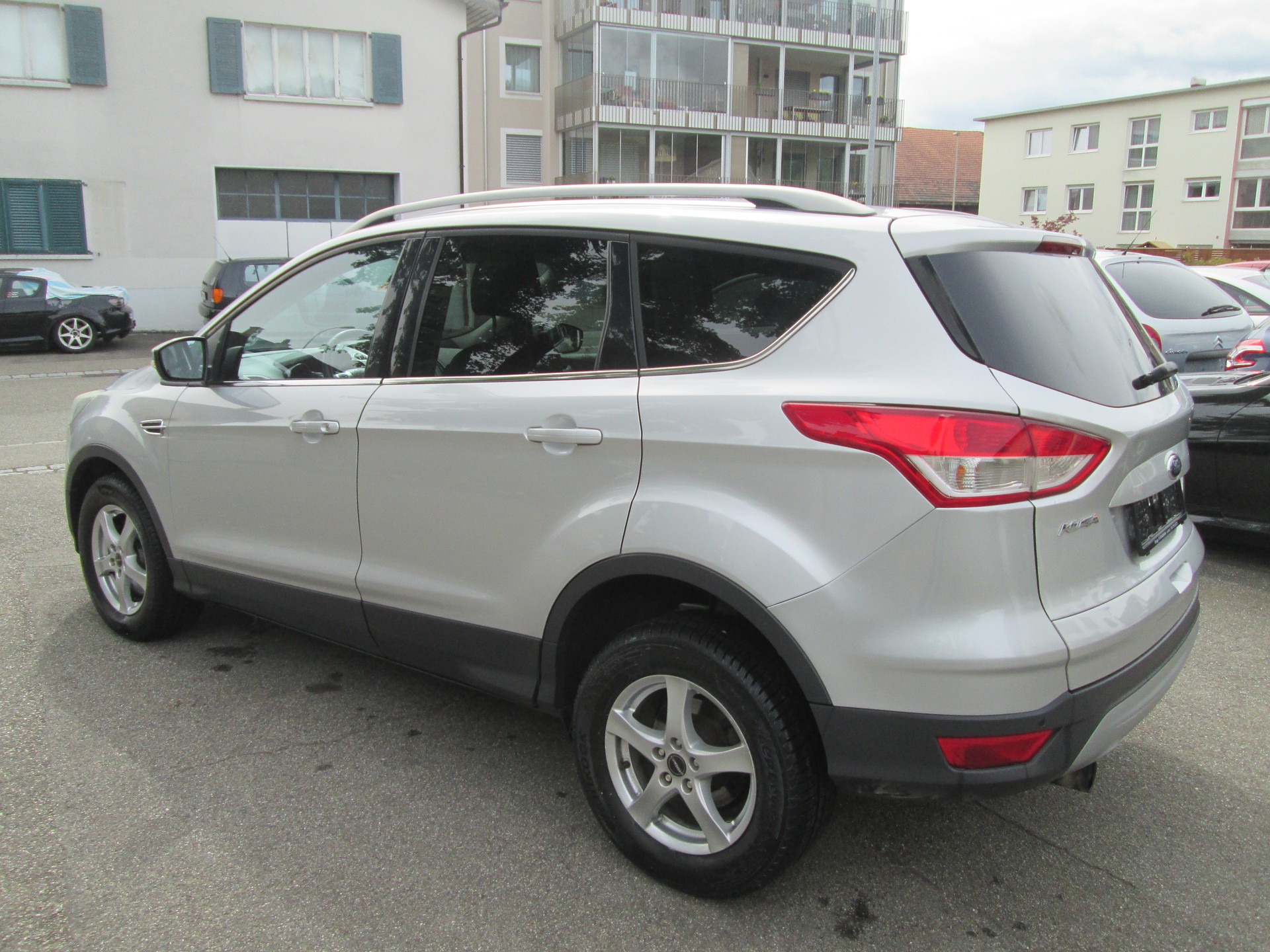 FORD Kuga 1.6 SCTi Titanium S 4WD Automatic-image-2