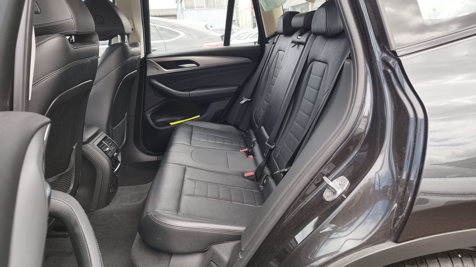 BMW X3 xDrive 20d Individual Luxury Line Steptronic-image-5