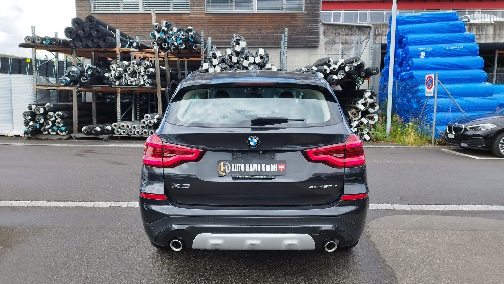 BMW X3 xDrive 20d Individual Luxury Line Steptronic-image-4