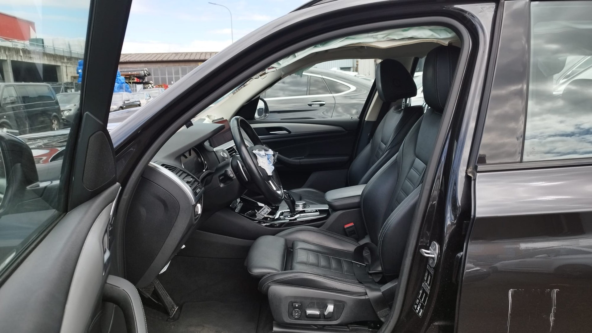BMW X3 xDrive 20d Individual Luxury Line Steptronic-image-7