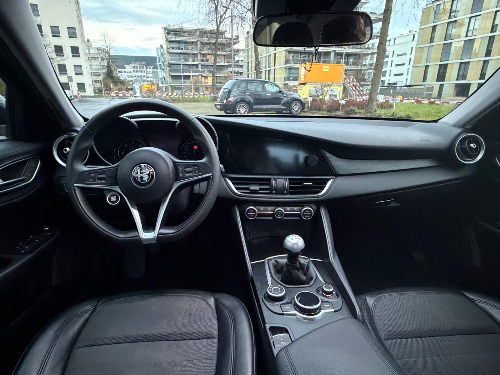 ALFA ROMEO Giulia 2.2 JTDM Super-image-5