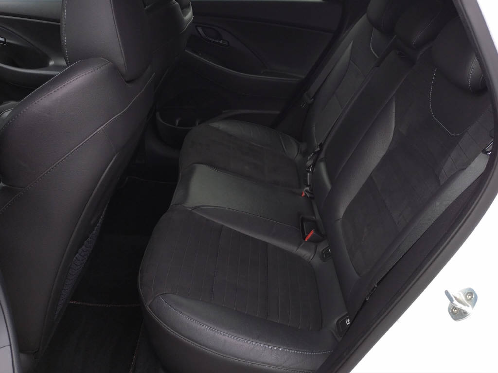 HYUNDAI i30 N 2.0 T-GDi-image-10