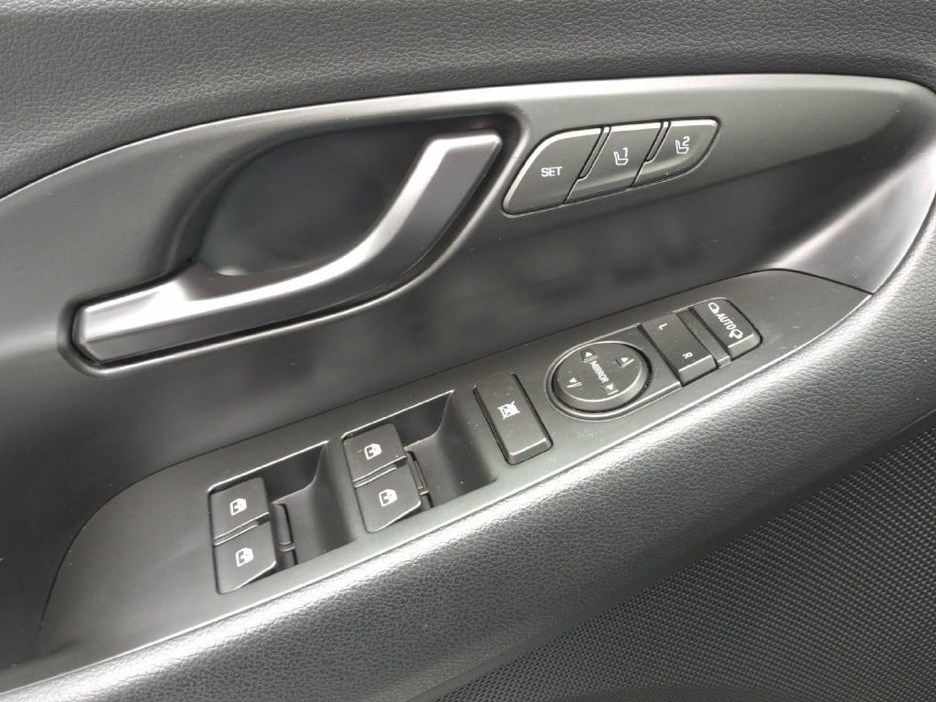 HYUNDAI i30 N 2.0 T-GDi-image-17