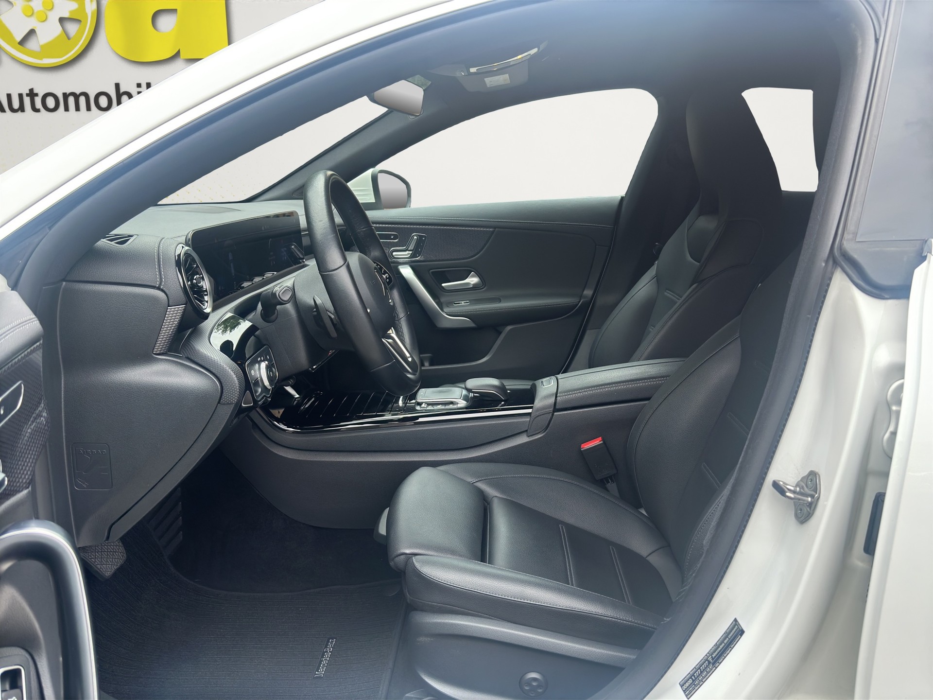 MERCEDES-BENZ CLA SB 250 Style 4M 7G (CH)-image-11