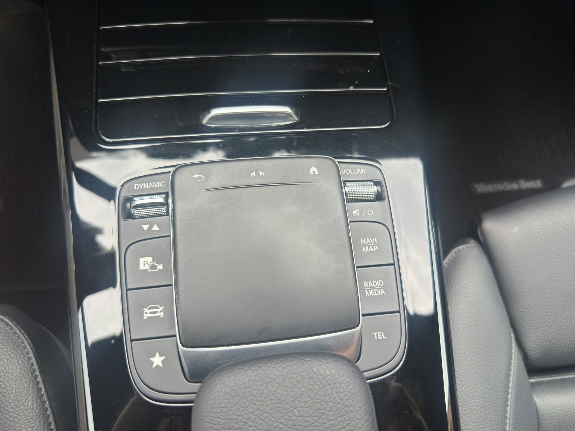 MERCEDES-BENZ CLA SB 250 Style 4M 7G (CH)-image-19