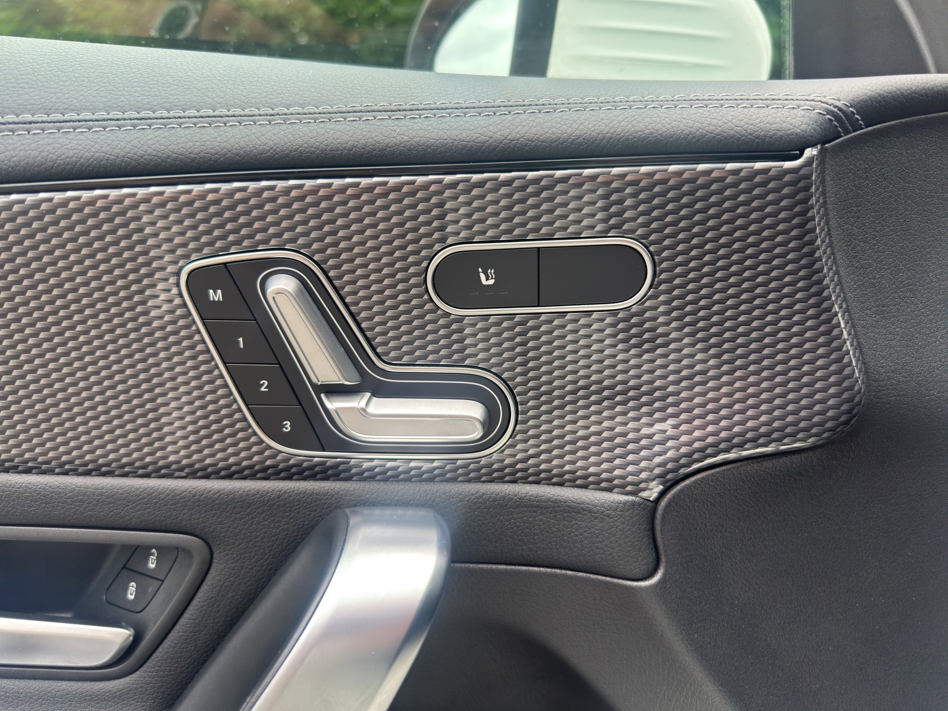 MERCEDES-BENZ CLA SB 250 Style 4M 7G (CH)-image-20