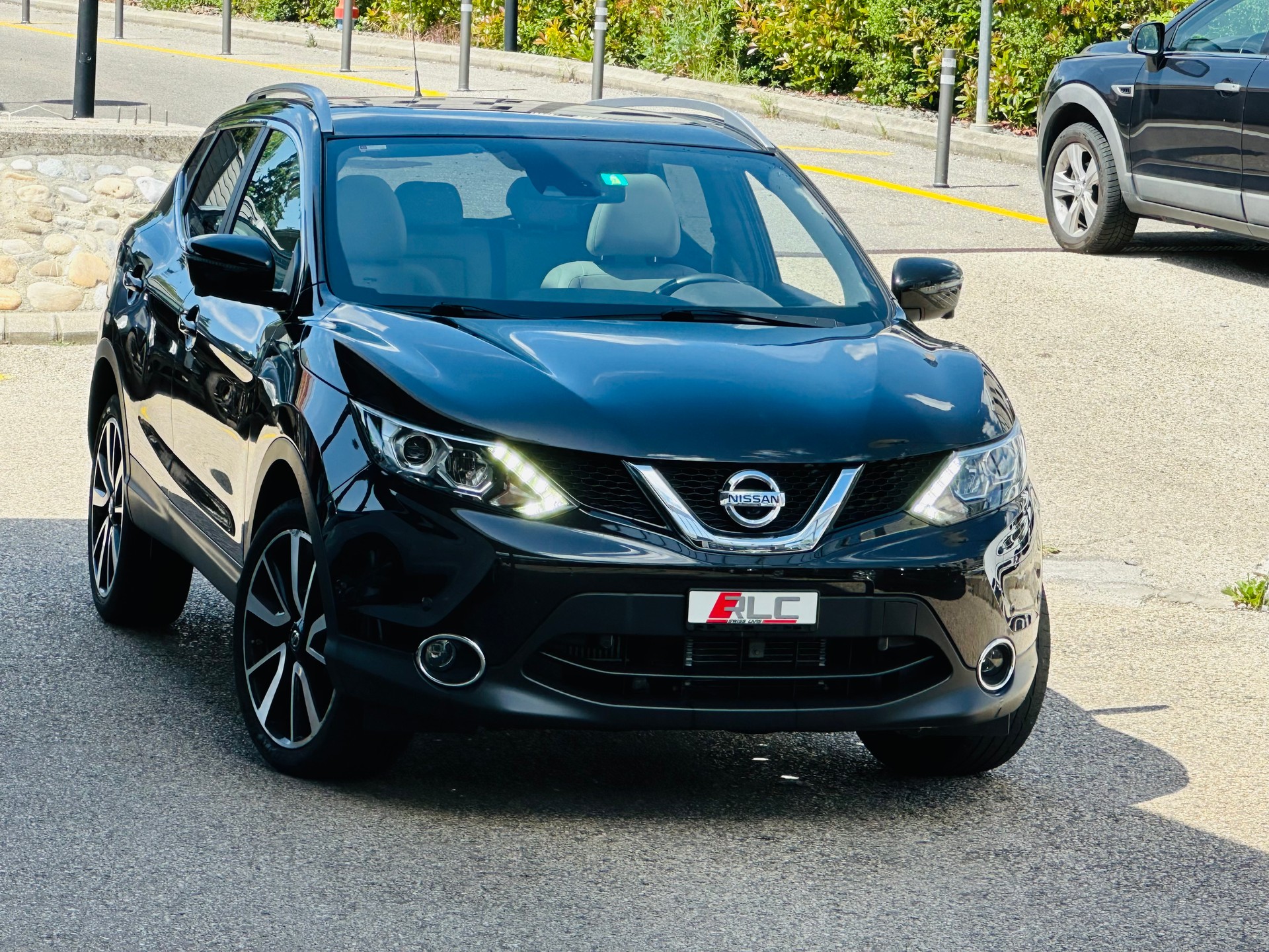 NISSAN Qashqai 1.6 dCi tekna Xtronic CVT-image-0
