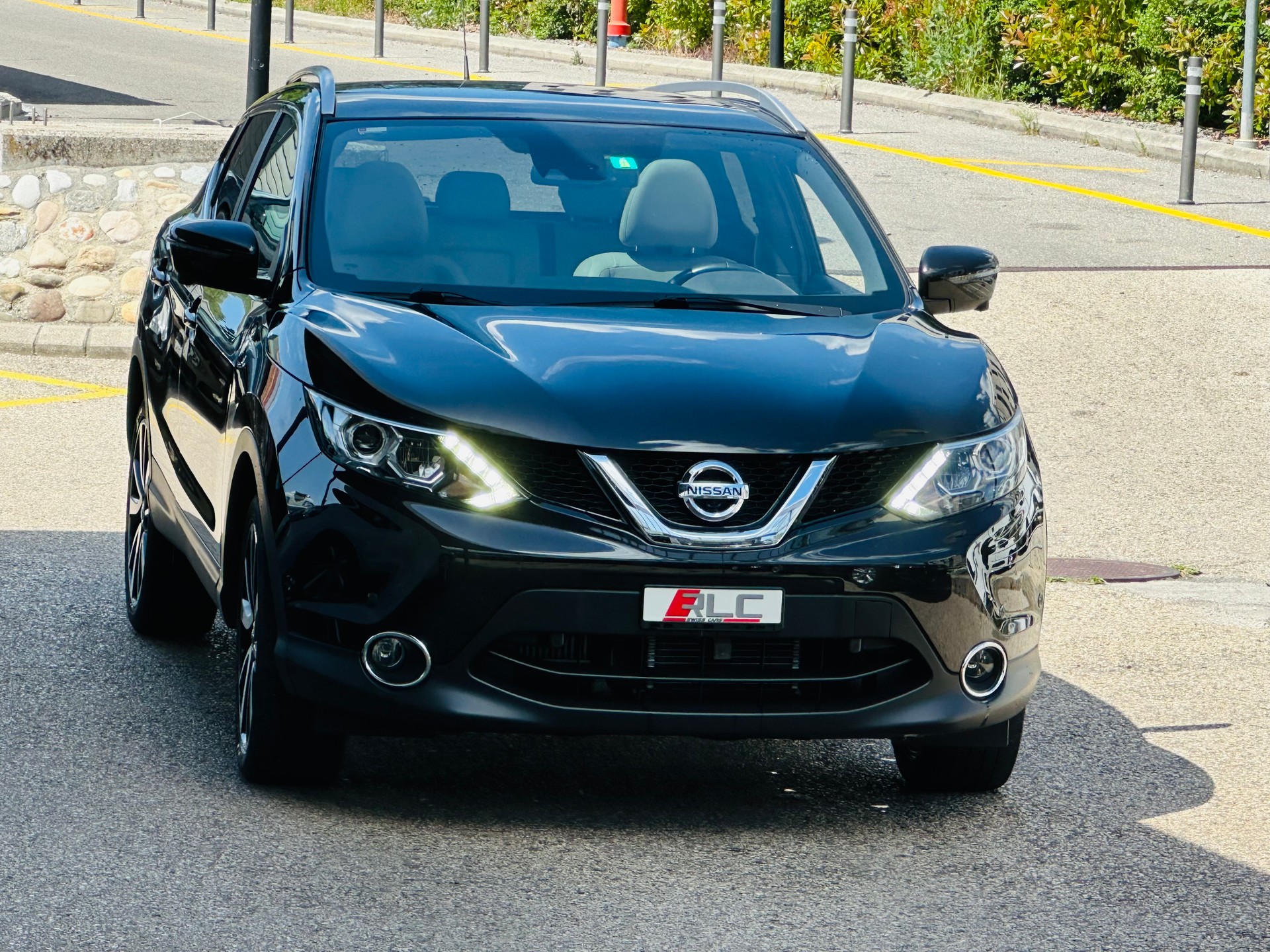 NISSAN Qashqai 1.6 dCi tekna Xtronic CVT-image-3