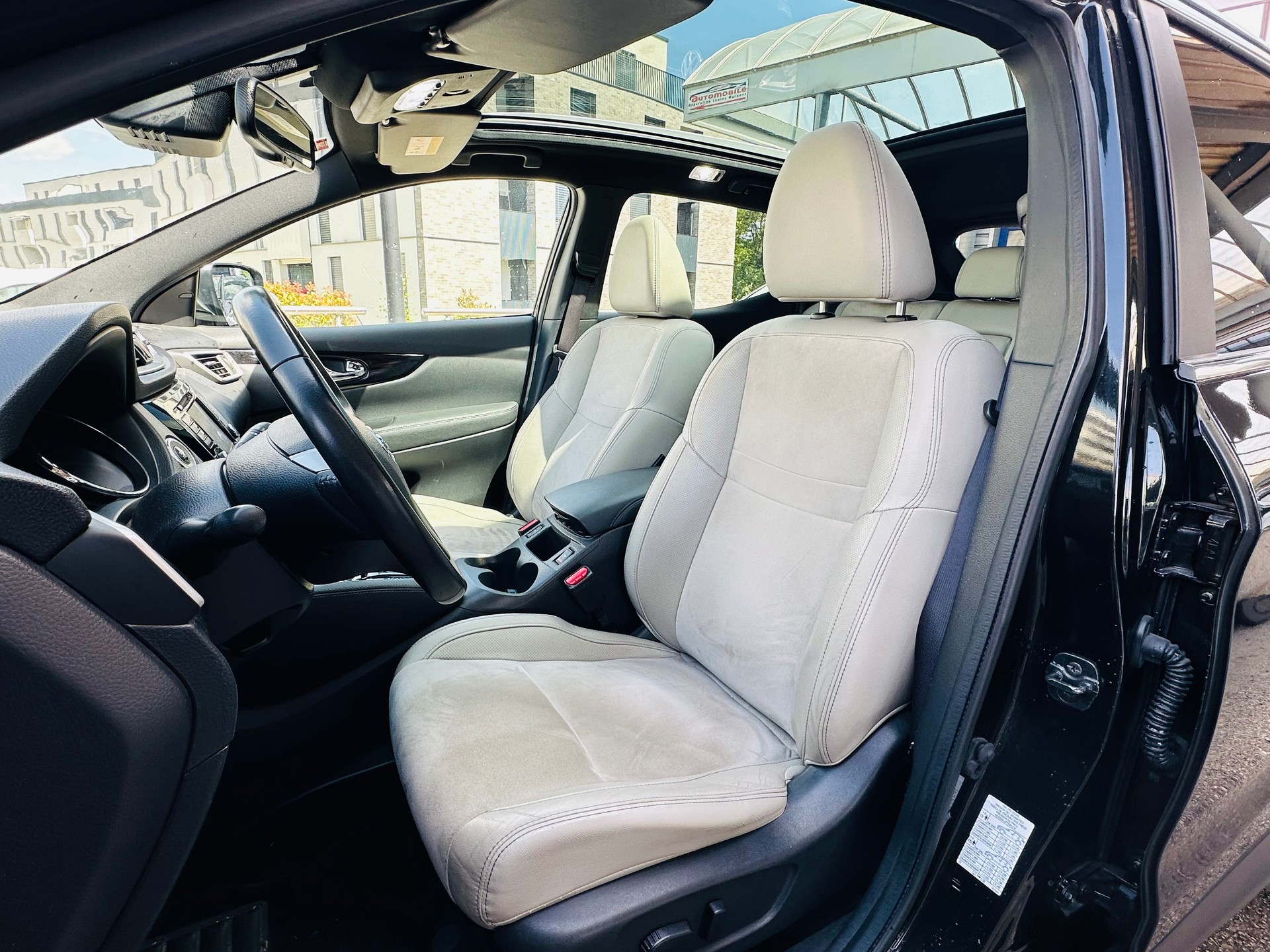 NISSAN Qashqai 1.6 dCi tekna Xtronic CVT-image-7
