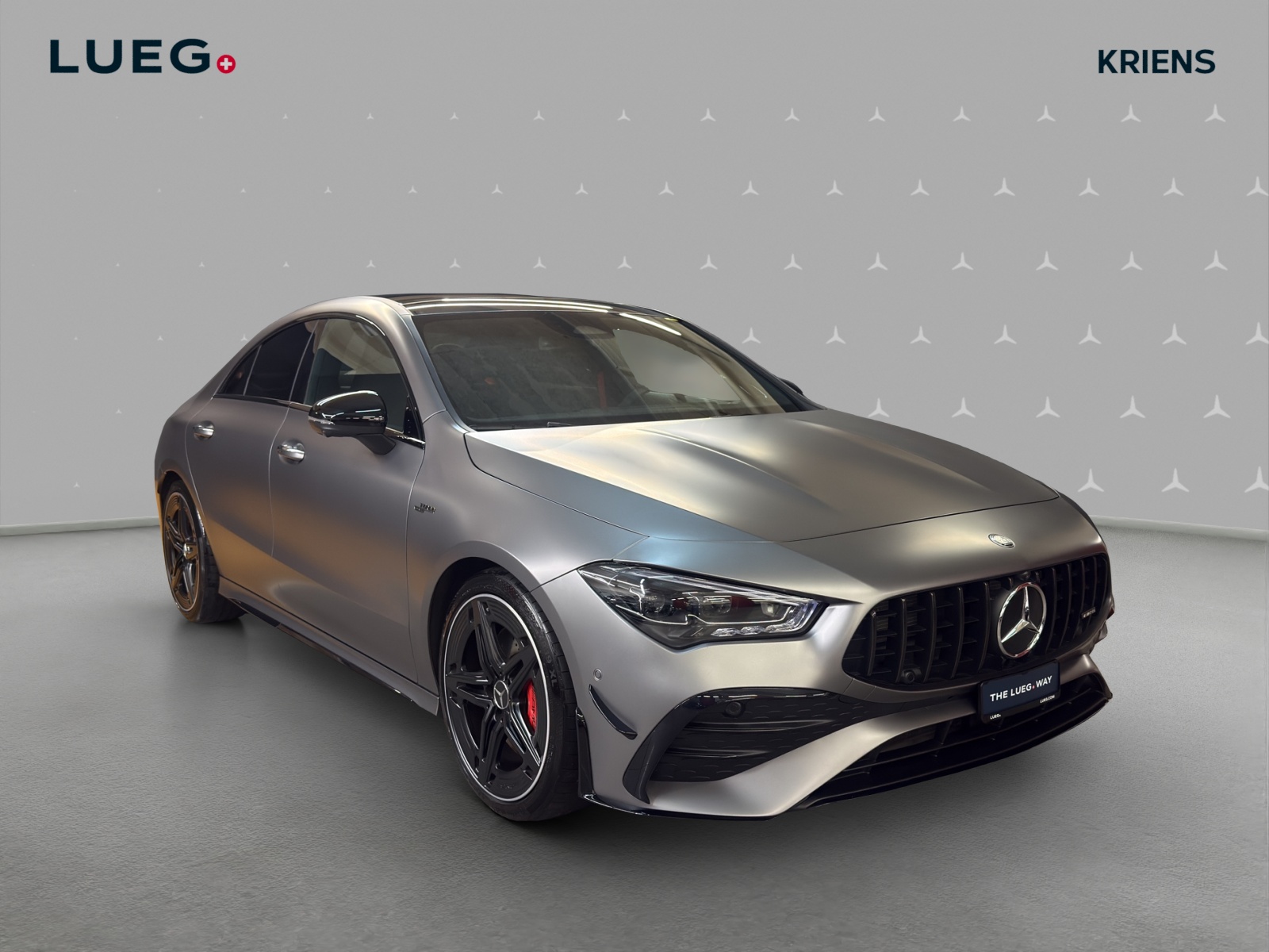 MERCEDES-BENZ CLA 35 4M - AMG / 360 Grad Kamera / Panorama-Dach / Head-Up Display-image-4