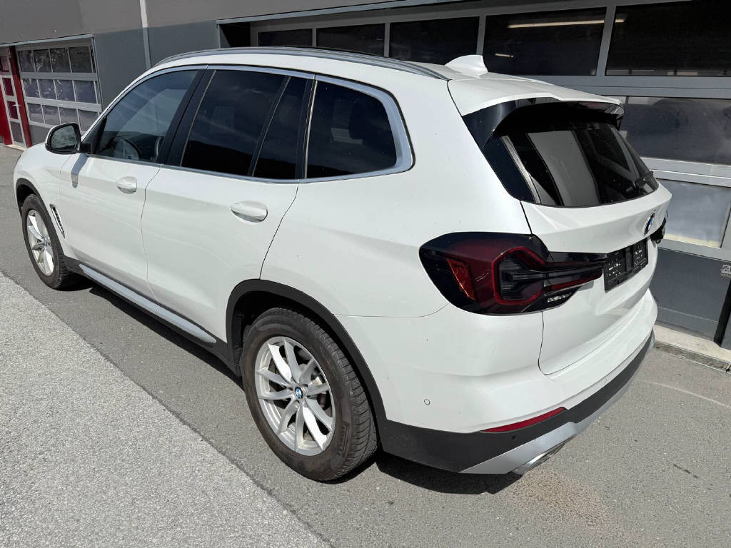 BMW X3 30d xDrive - CH-image-4