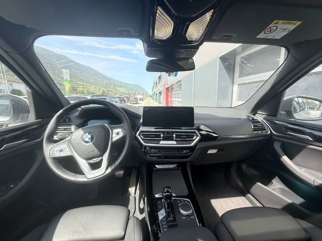 BMW X3 30d xDrive - CH-image-11