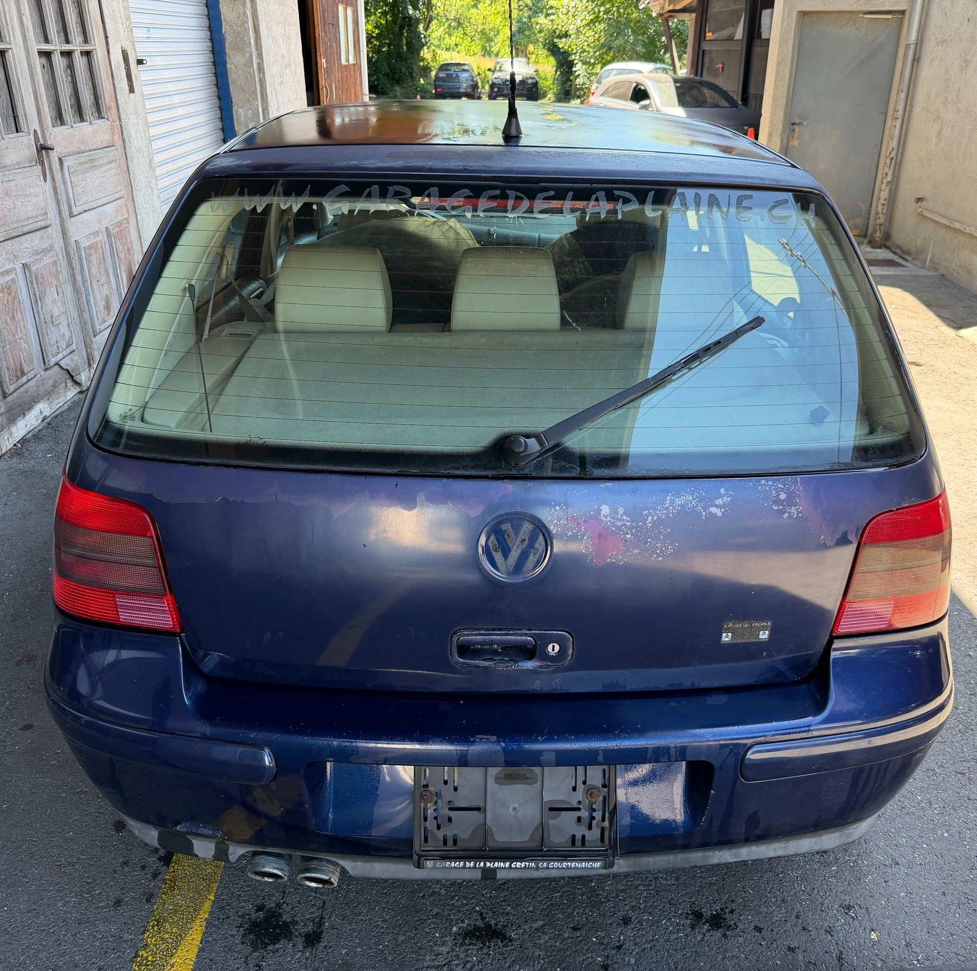VW Golf 2.8 Highline 4Motion-image-4