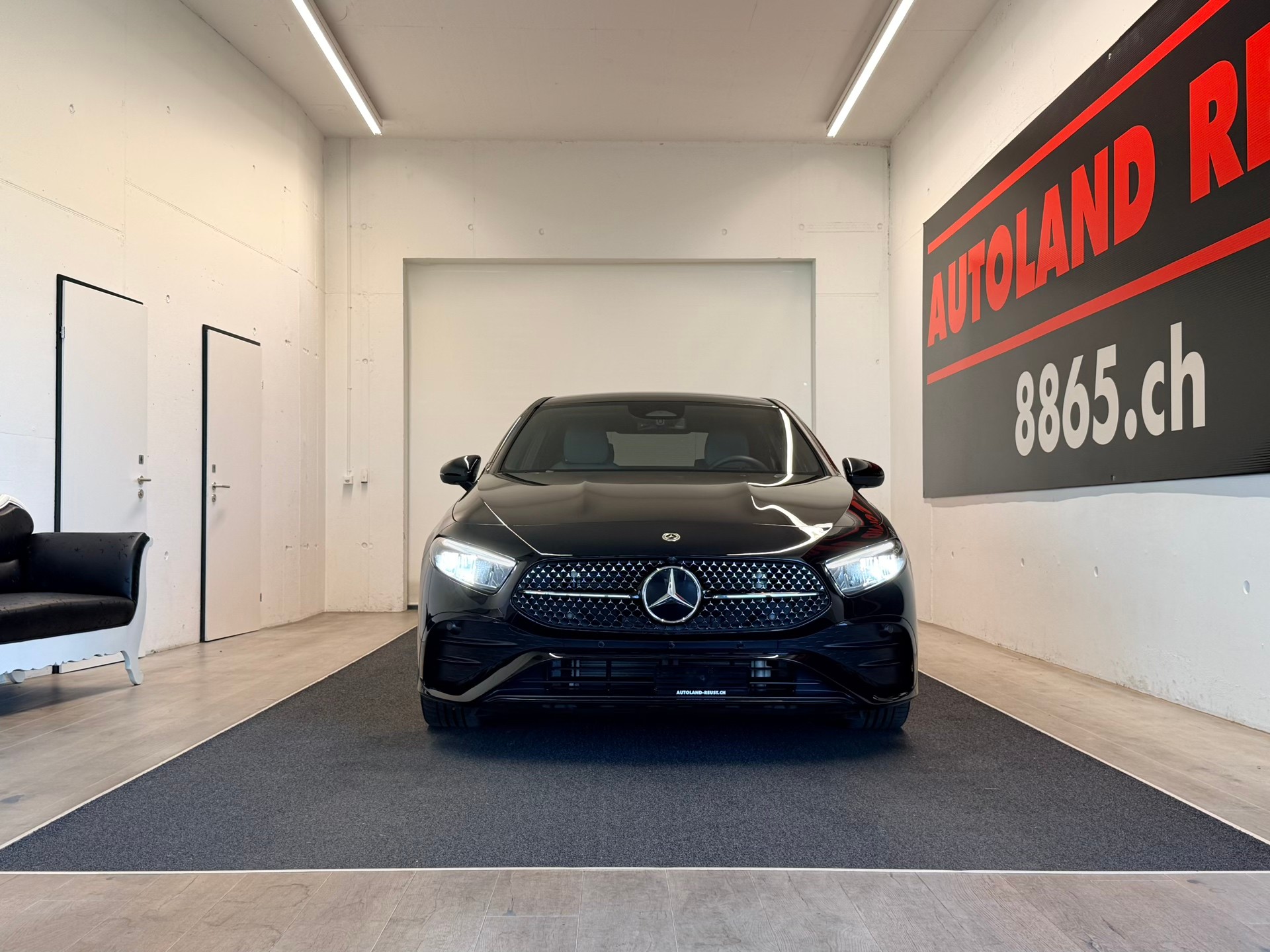 MERCEDES-BENZ A 250 4Matic AMG Line 8G-DCT-image-1