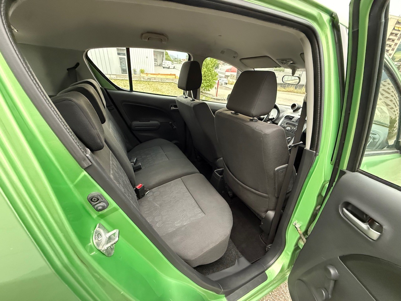 SUZUKI Splash 1.0i 12V GL-image-9